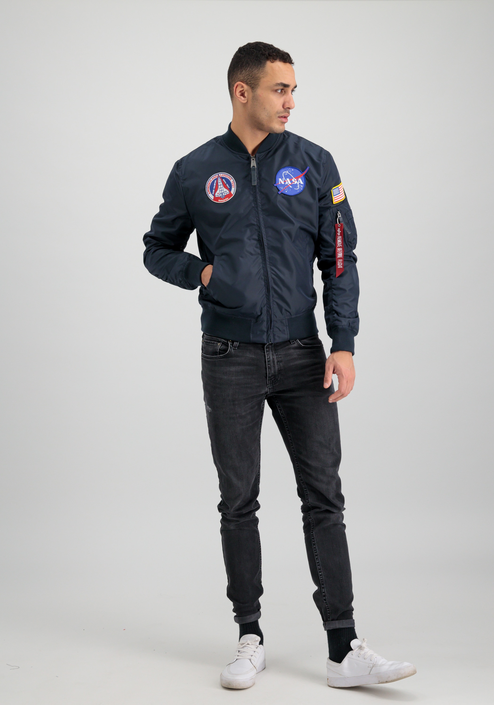 Alpha Industries Bomberjacke »ALPHA INDUSTRIES Men - Bomber Jackets MA-1 TT NASA Reversible II«