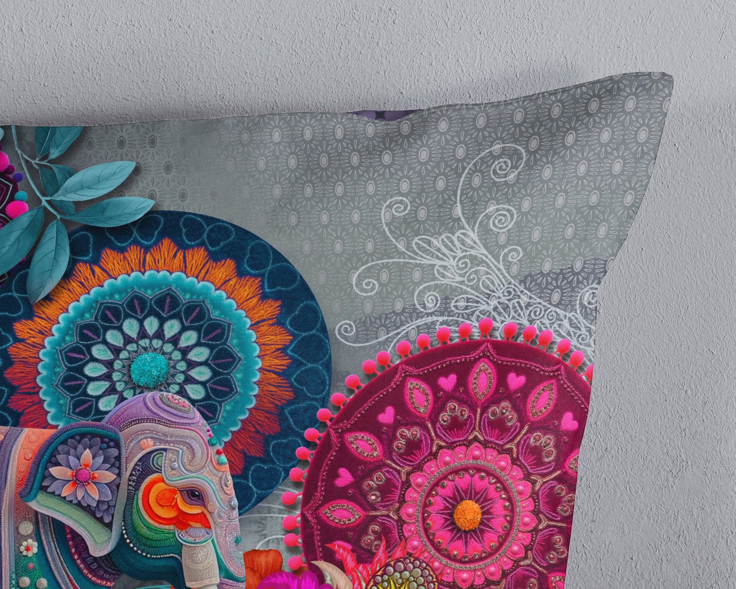 hip Wendebettwäsche »Abhay« 2 Satin, Reißverschluss, Wendeoptik, Mandala, Elefant, Violett