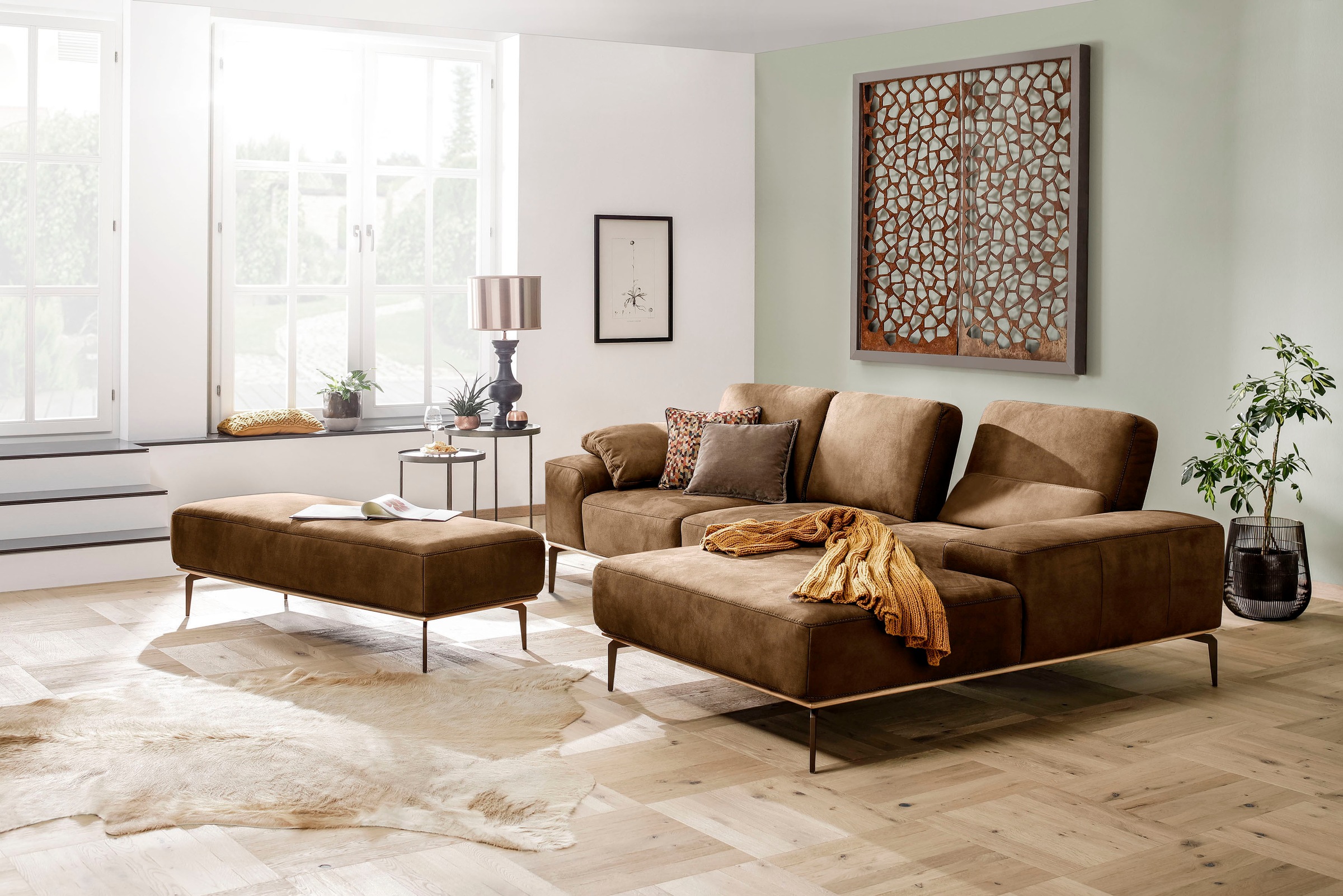 W.SCHILLIG Ecksofa »run, Designsofa mit tollem Sitzkomfort, bequem, L-Form«, mit Holzsockel, Füße in Bronze pulverbeschichtet, Breite 279 cm
