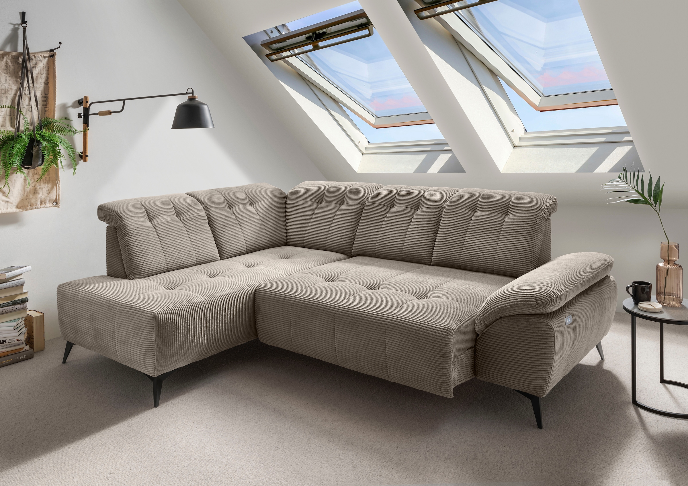 Home affaire Ecksofa "Fiore modern, bequeme Armlehne, tolle Detailverarbeitung, L-Form" elektrischer Sitzvorschub und Kopfstützen höhenverstellbar