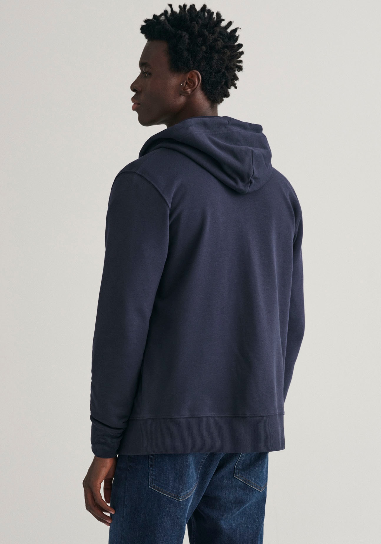 Gant Kapuzensweatjacke "REG SHIELD FULL ZIP HOODIE", mit Logostickerei auf günstig online kaufen