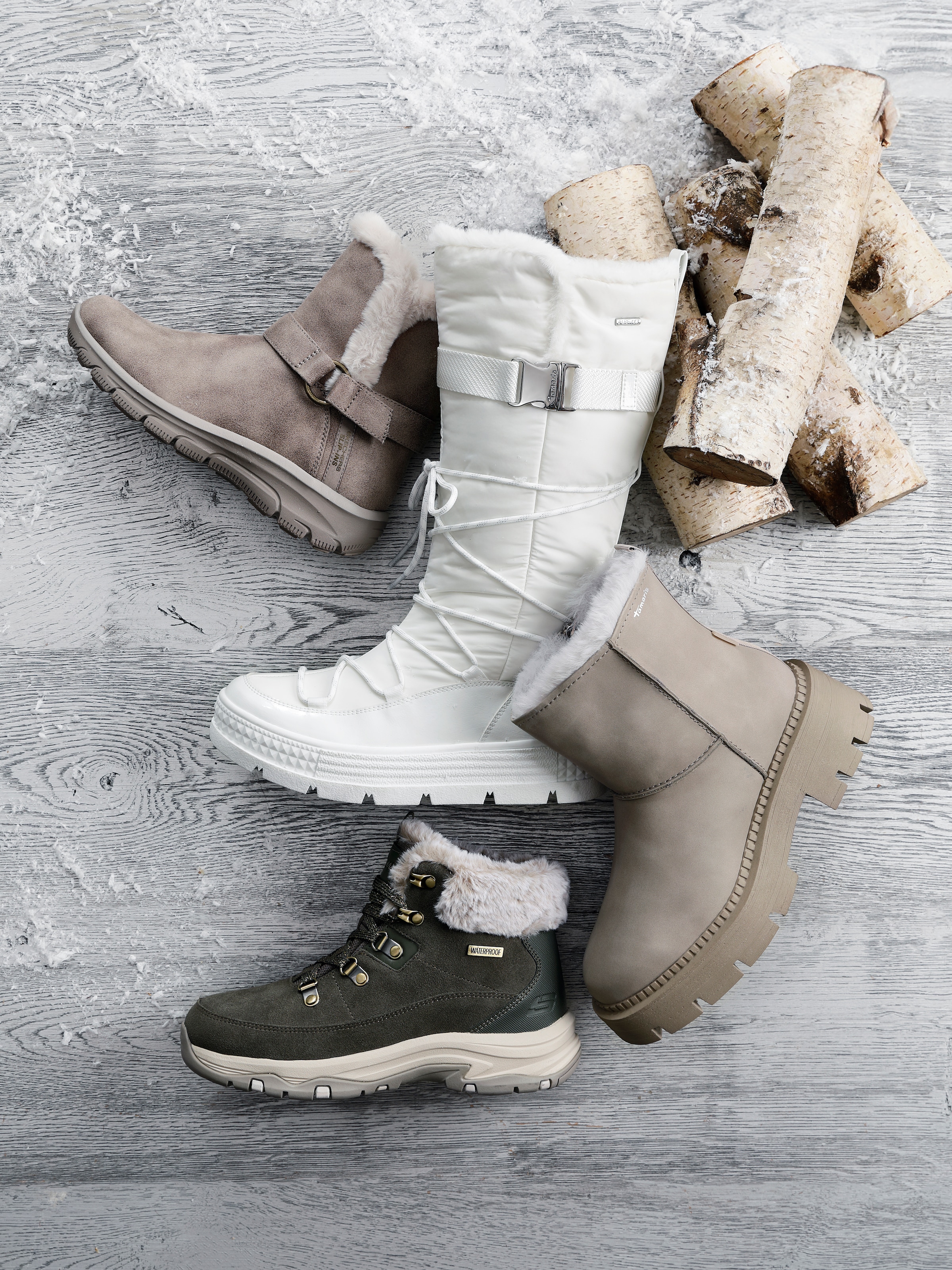 Skechers Winterstiefel »EASY GOING-DREAMERS MOVE«, Schlupfstiefel, Snowboots, Winterschuh mit Slip-Ins Schafteinstieg