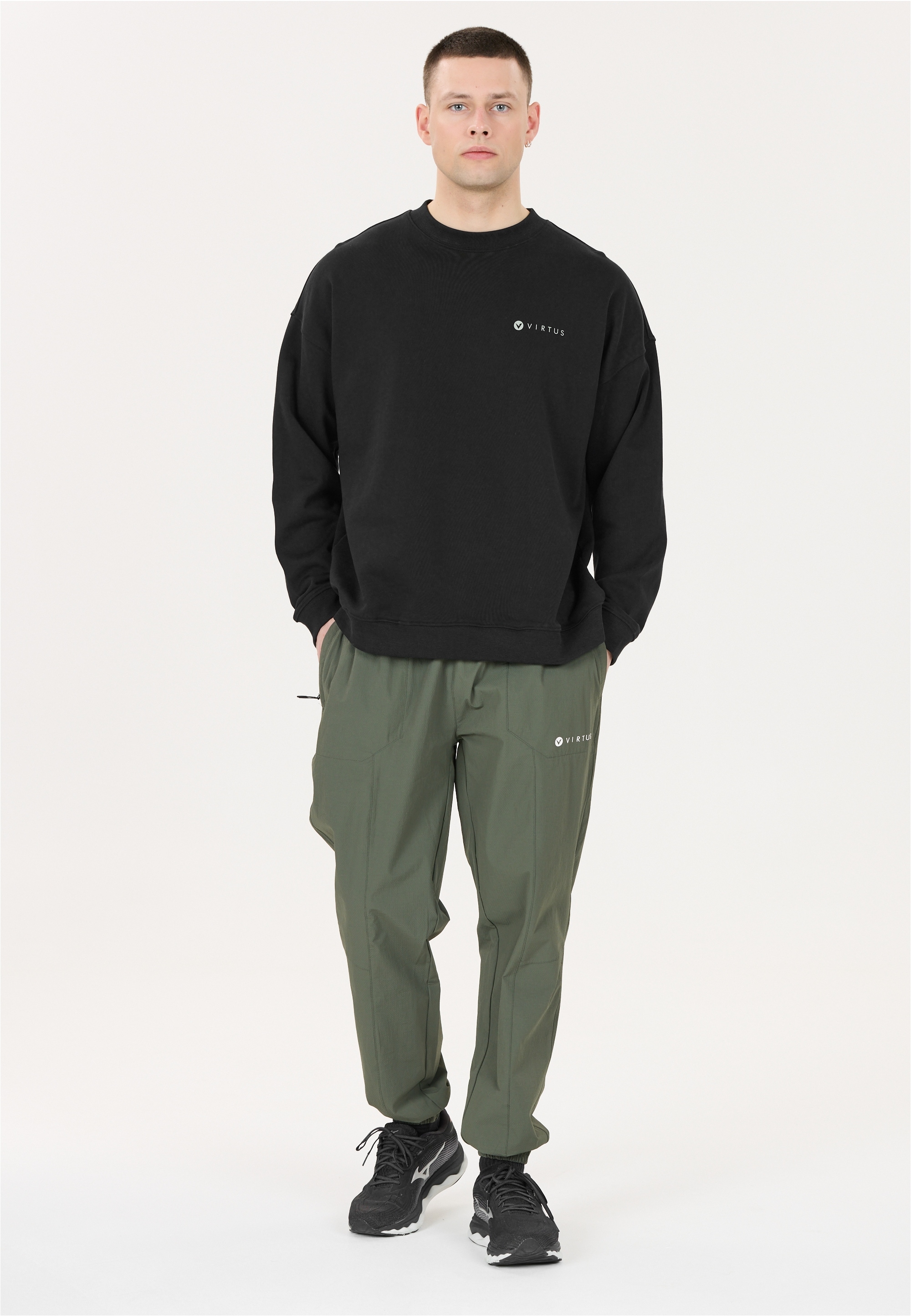 Virtus Sweatshirt »Kallan«, im schlichten Design
