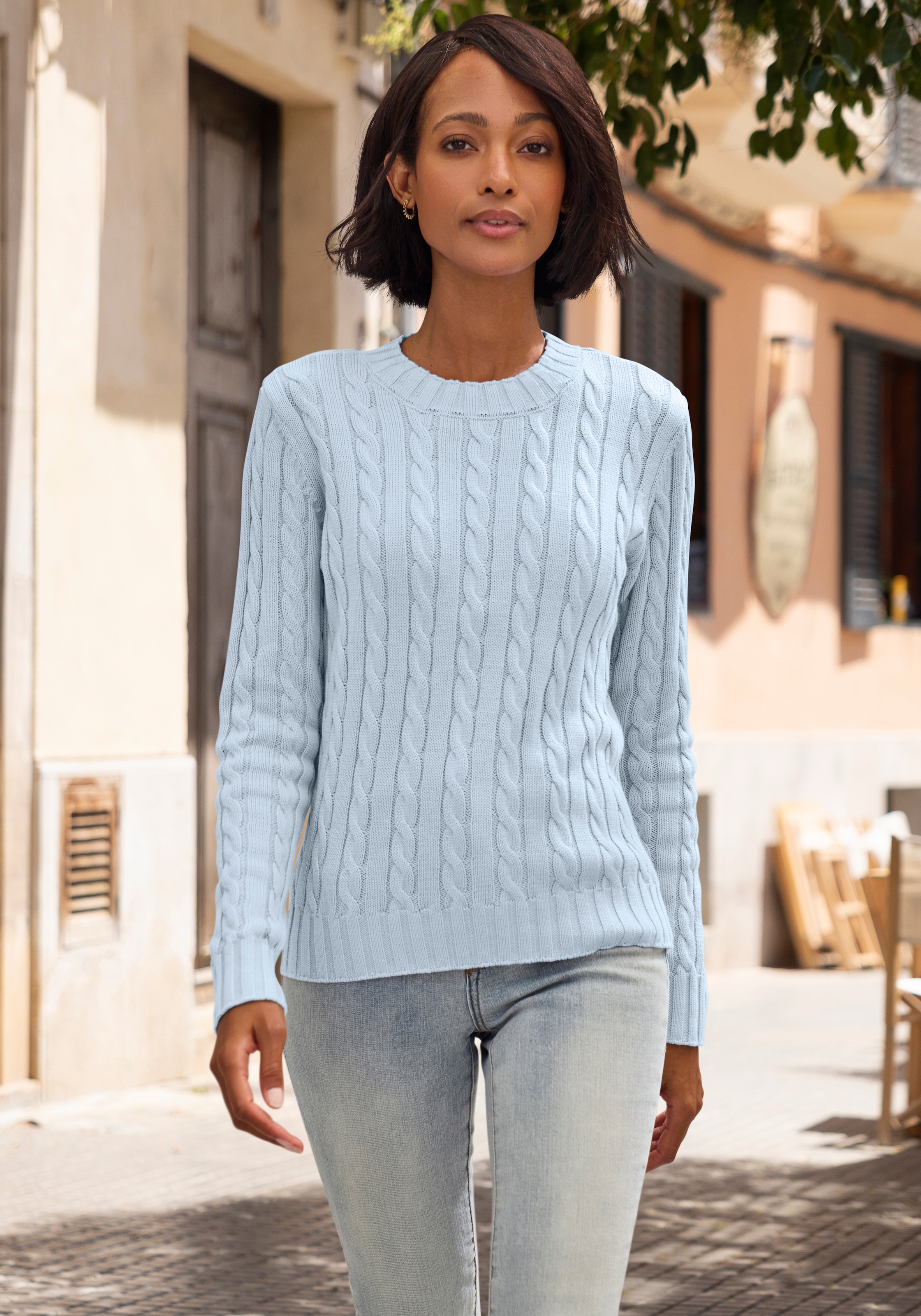 LASCANA Rundhalspullover mit Zopfstrickmuster, gemütlicher Strickpullover, klassisch