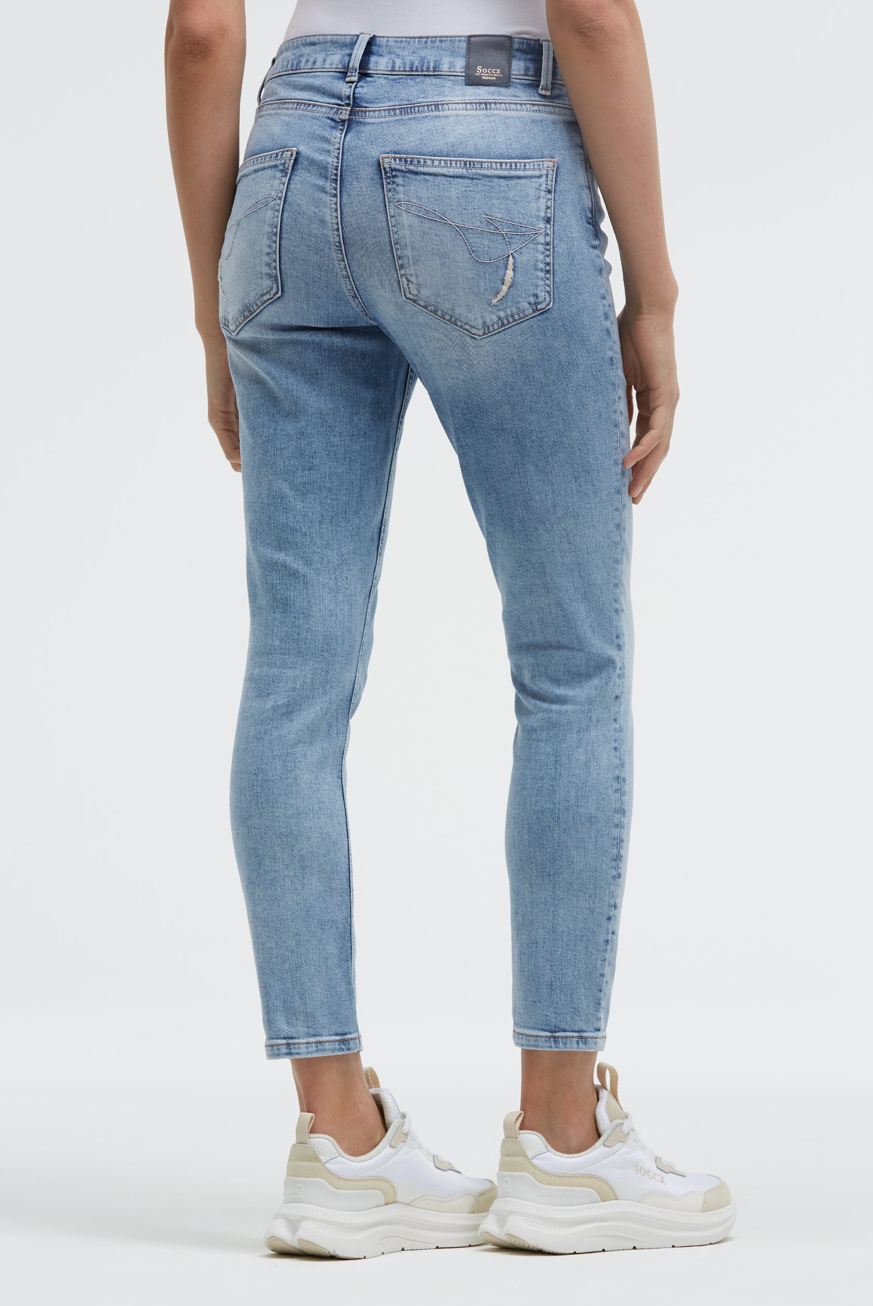 SOCCX Slim-fit-Jeans, mit verkürztem Bein