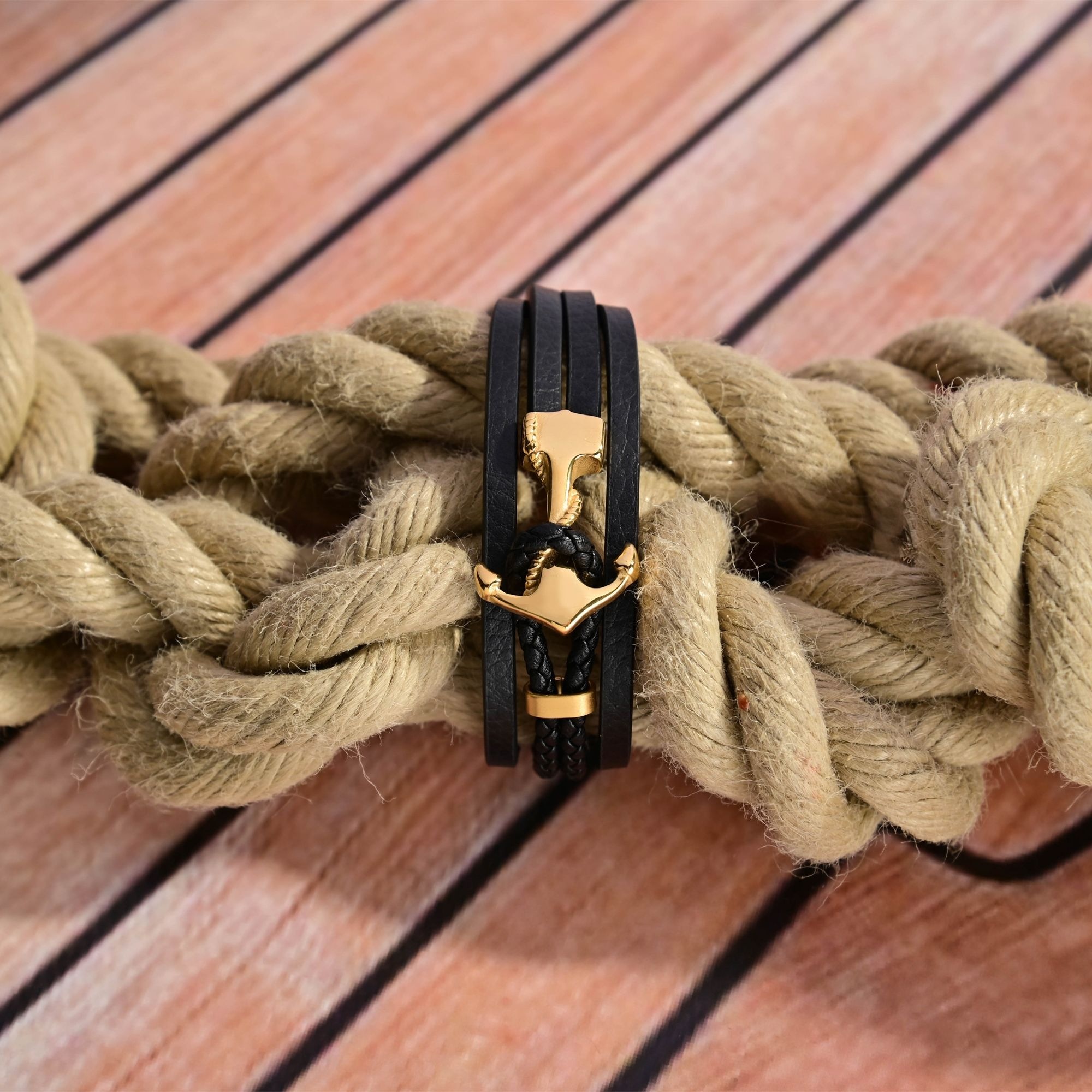 Adelia´s Kettenanhänger »Herren Anhänger – Gravuranhänger aus Leder«  Zum Verschenken an Menschen, die Ihnen am Herzen liegen