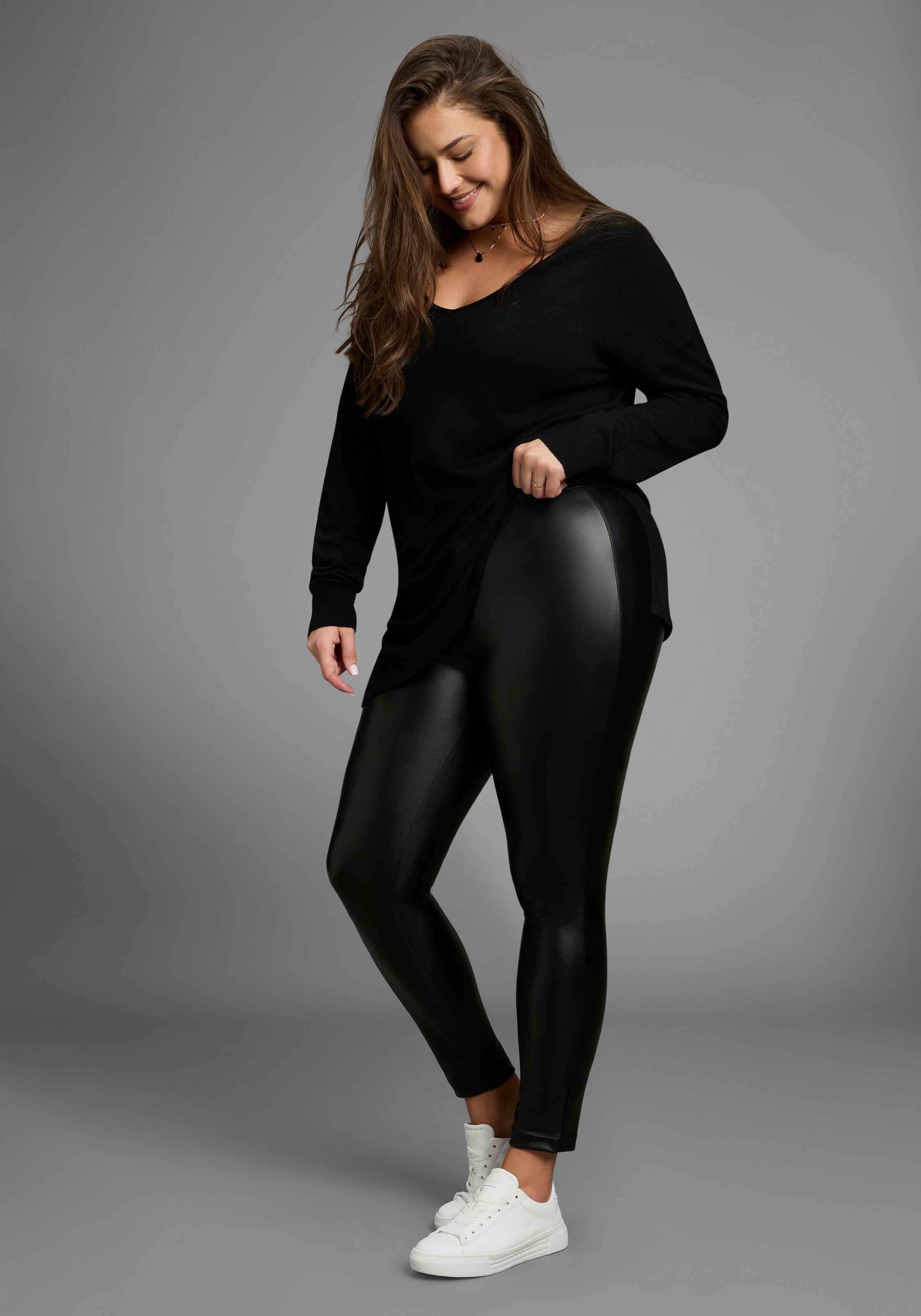 Thumbnail - Laura Scott CURVE Lederimitathose aus elastischer Ware - GROSSE GRÖSSEN