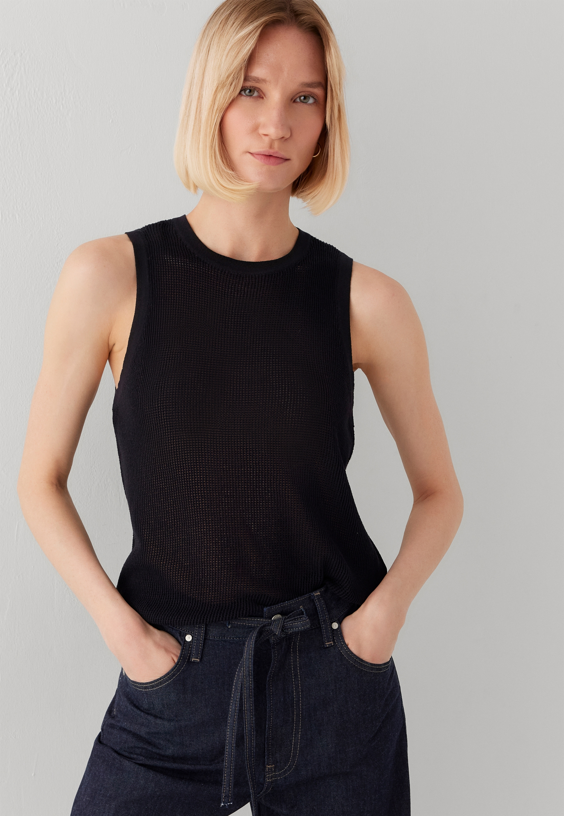 Mavi "NONSLEEVE TRICOT"
