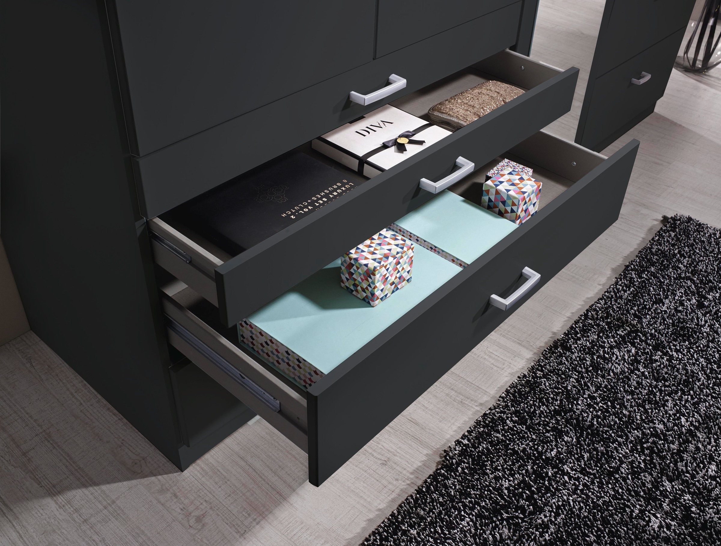 rauch Drehtürenschrank »Kleiderschrank Schrank Garderobe Wäscheschrank WILDBERG« Breiten 230/275 cm, Höhen 212/231 cm,  mit 6 Schubladen, obere Schublade mit Holz-Einteilung MADE IN GERMANY