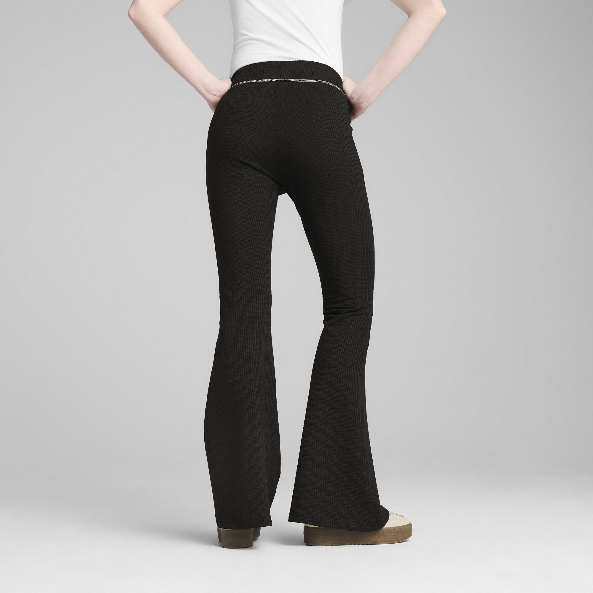 PUMA Leggings »DARE TO Strukturierte ausgestellte Leggings Damen«