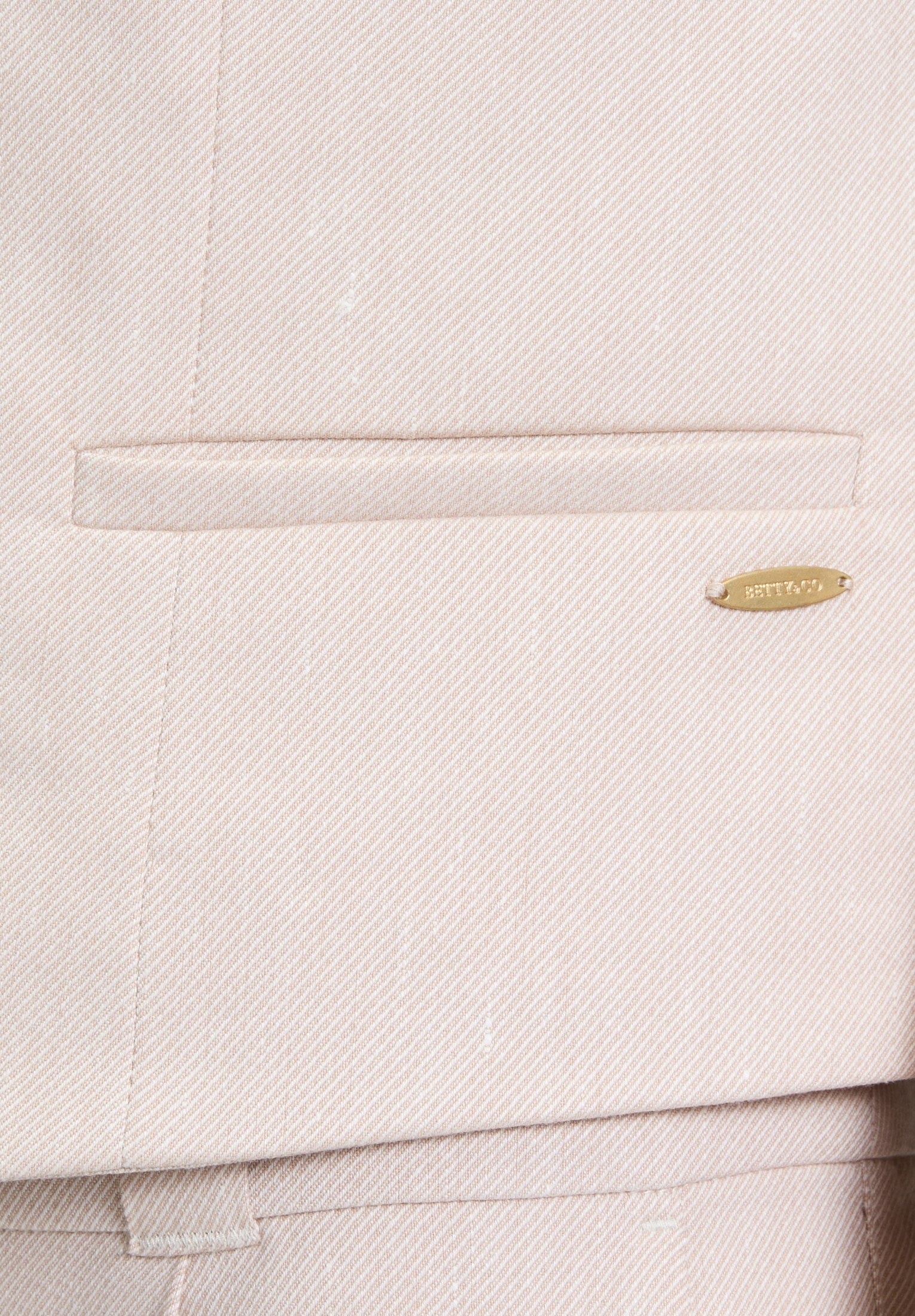 Betty&Co Strickweste »Betty & Co Damen Sommerweste mit Taschen«, Nahtführung