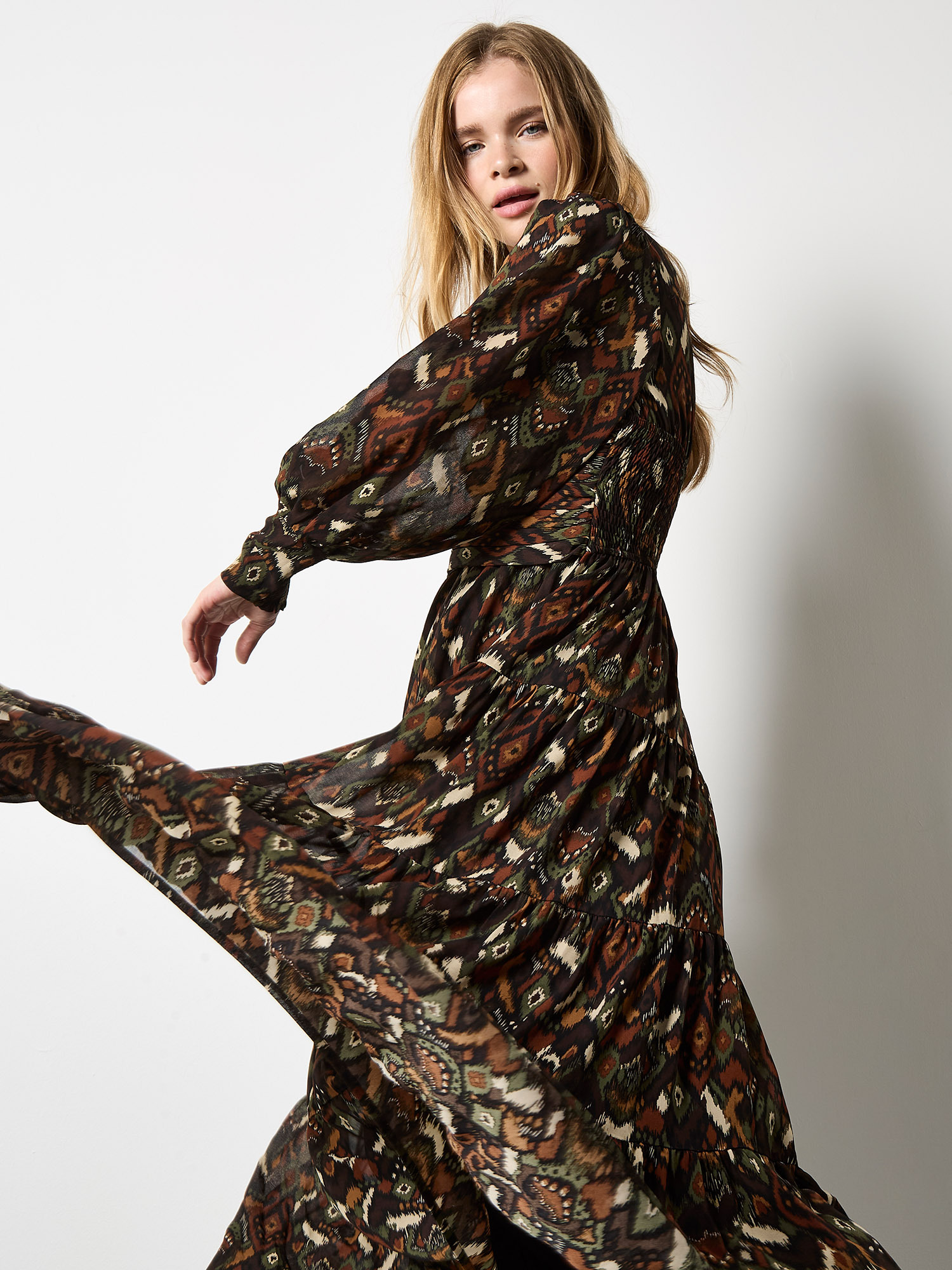 Apricot Maxikleid "Maxikleid" im Ikat-Design