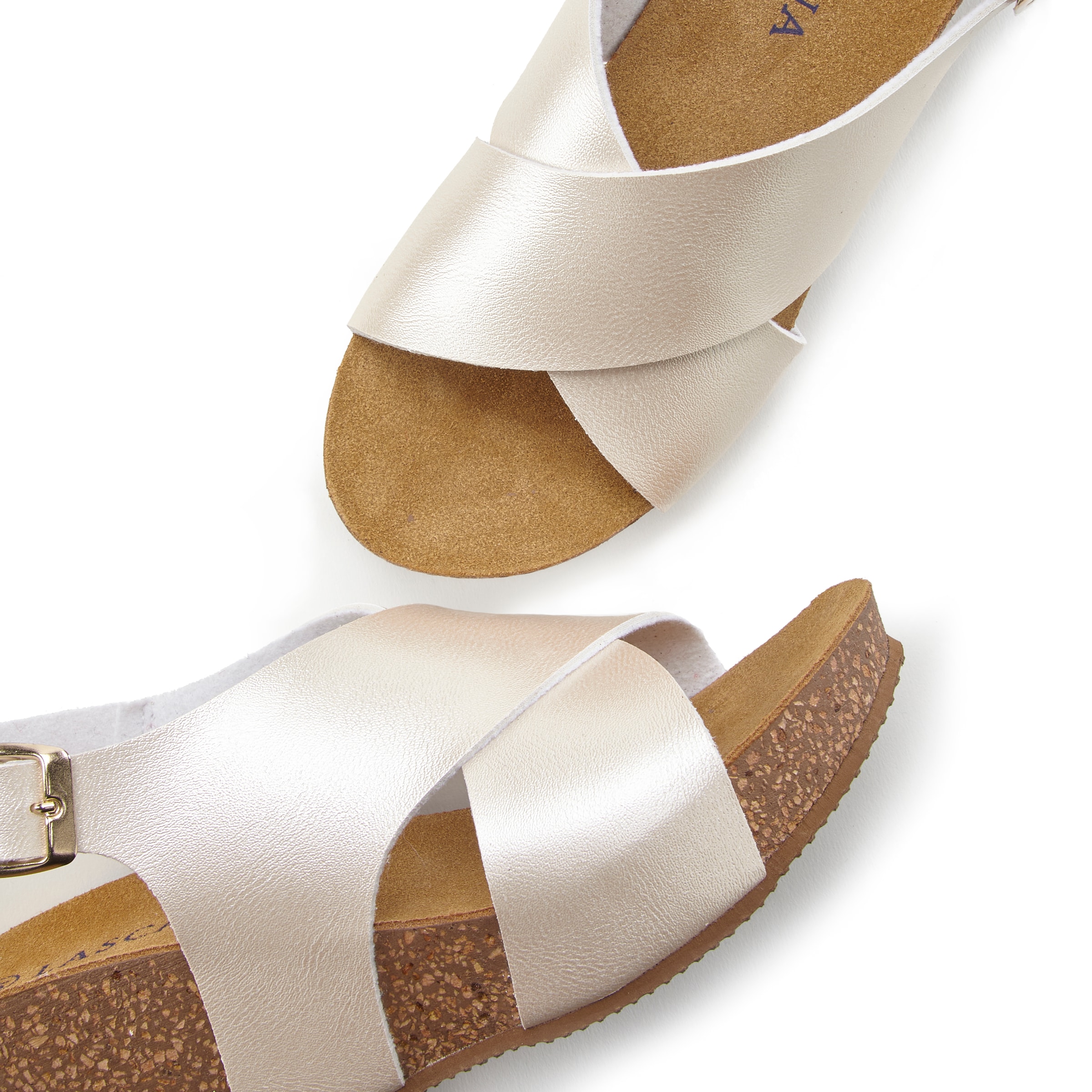 LASCANA Sandalette, Sommerschuh mit Keilabsatz und Korkfußbett