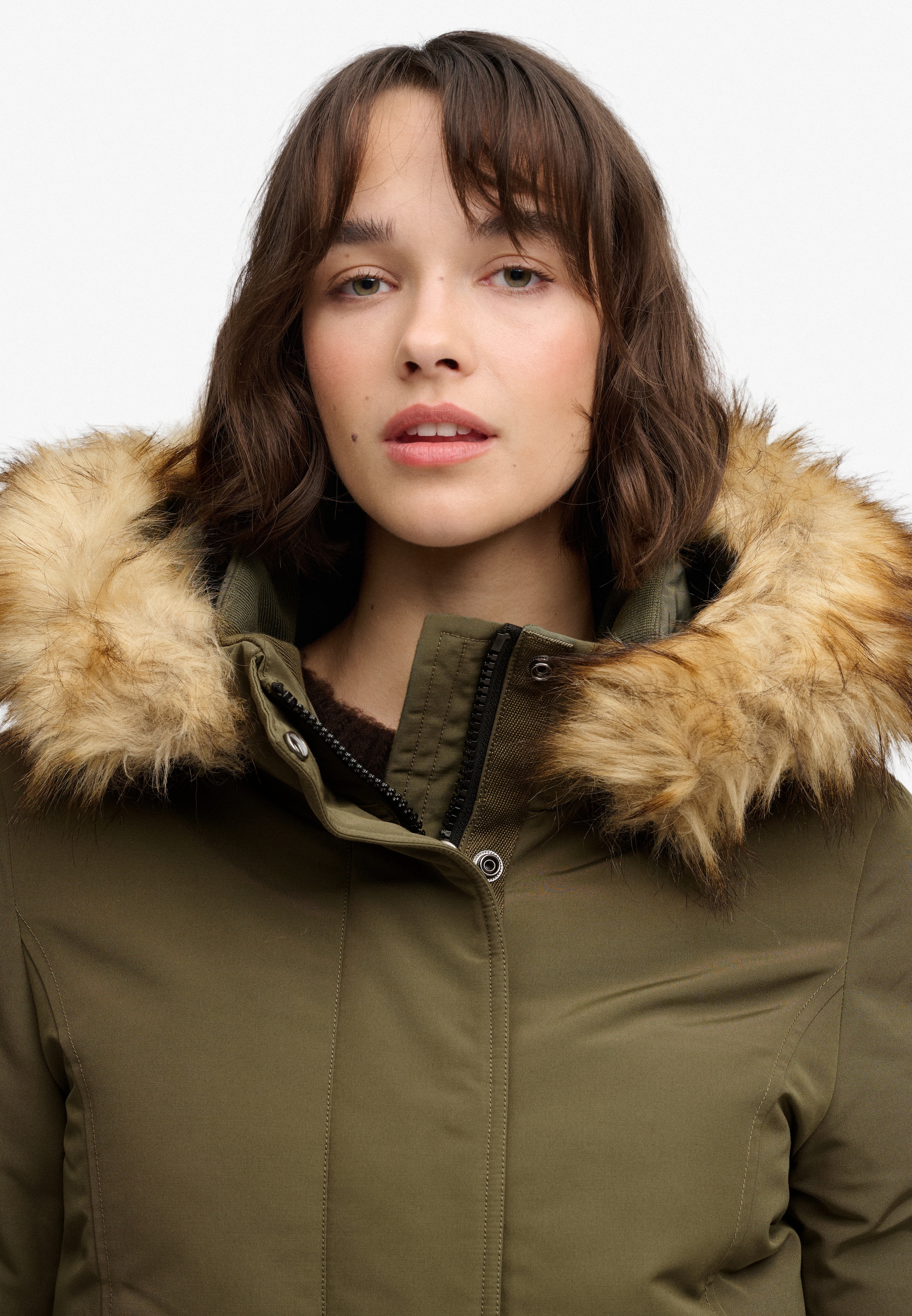 Superdry Parka »HOODED EVEREST PARKA JACKET« mit Kapuze Kunstfaser, relaxed fit