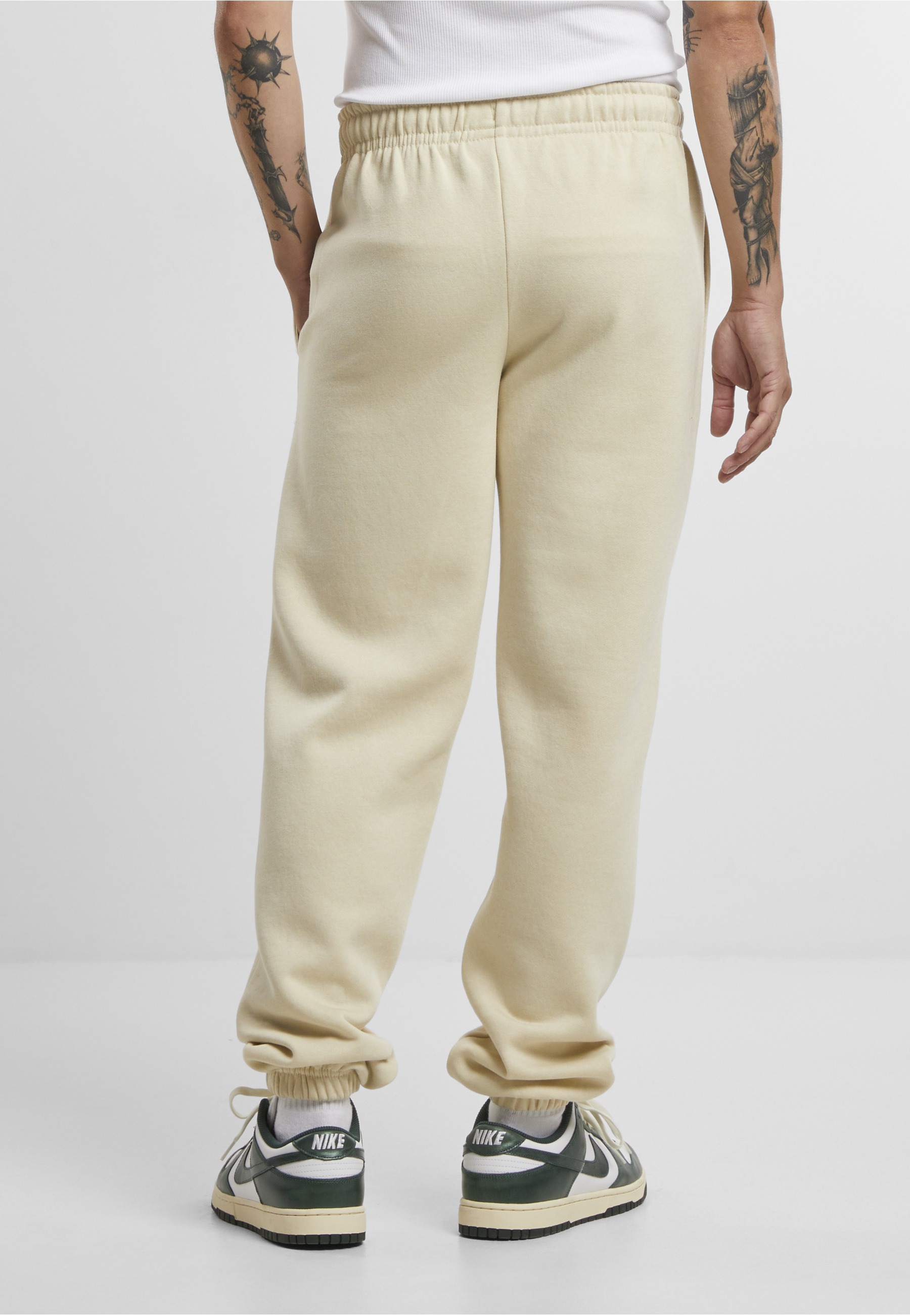 URBAN CLASSICS Jogginghose »Urban Classics Basic Essential Sweatpants«
