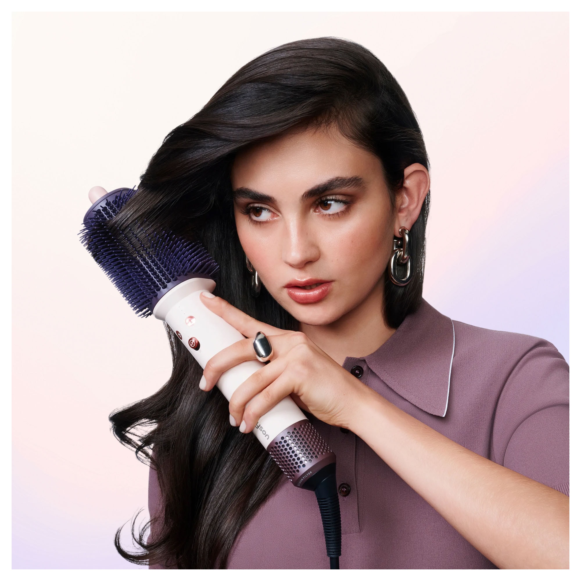 DYSON Warmluftbürste »Dyson AirsmoothTM Ceramic Pink&Roségold« Kontrolliertes Styling mit weniger Haarbruch