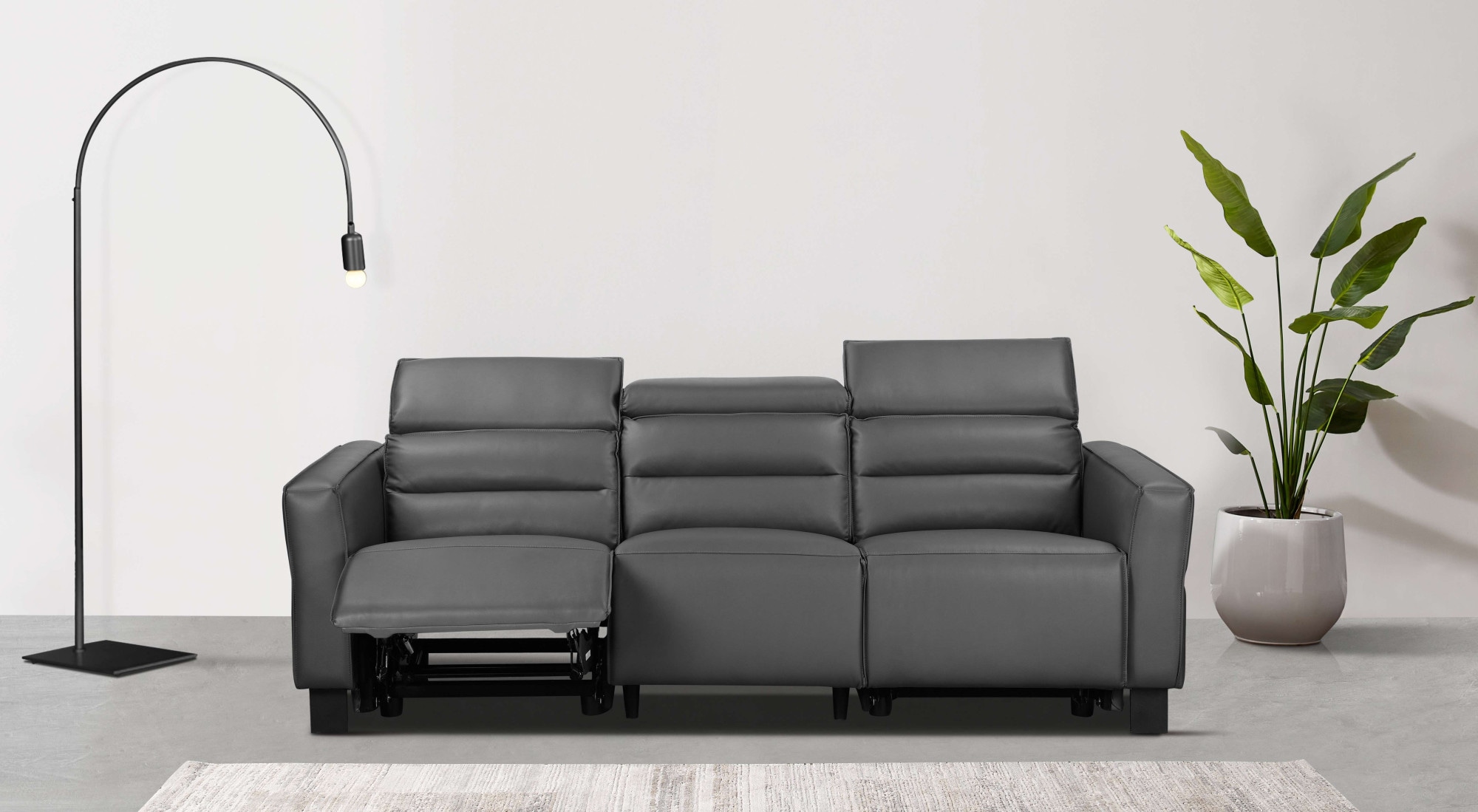 OTTO home 3-Sitzer "Carpari Lederoptik, 224 cm, man./elektr. Relaxfunktion" (USB A/C), sowie Kopfteilverstellung