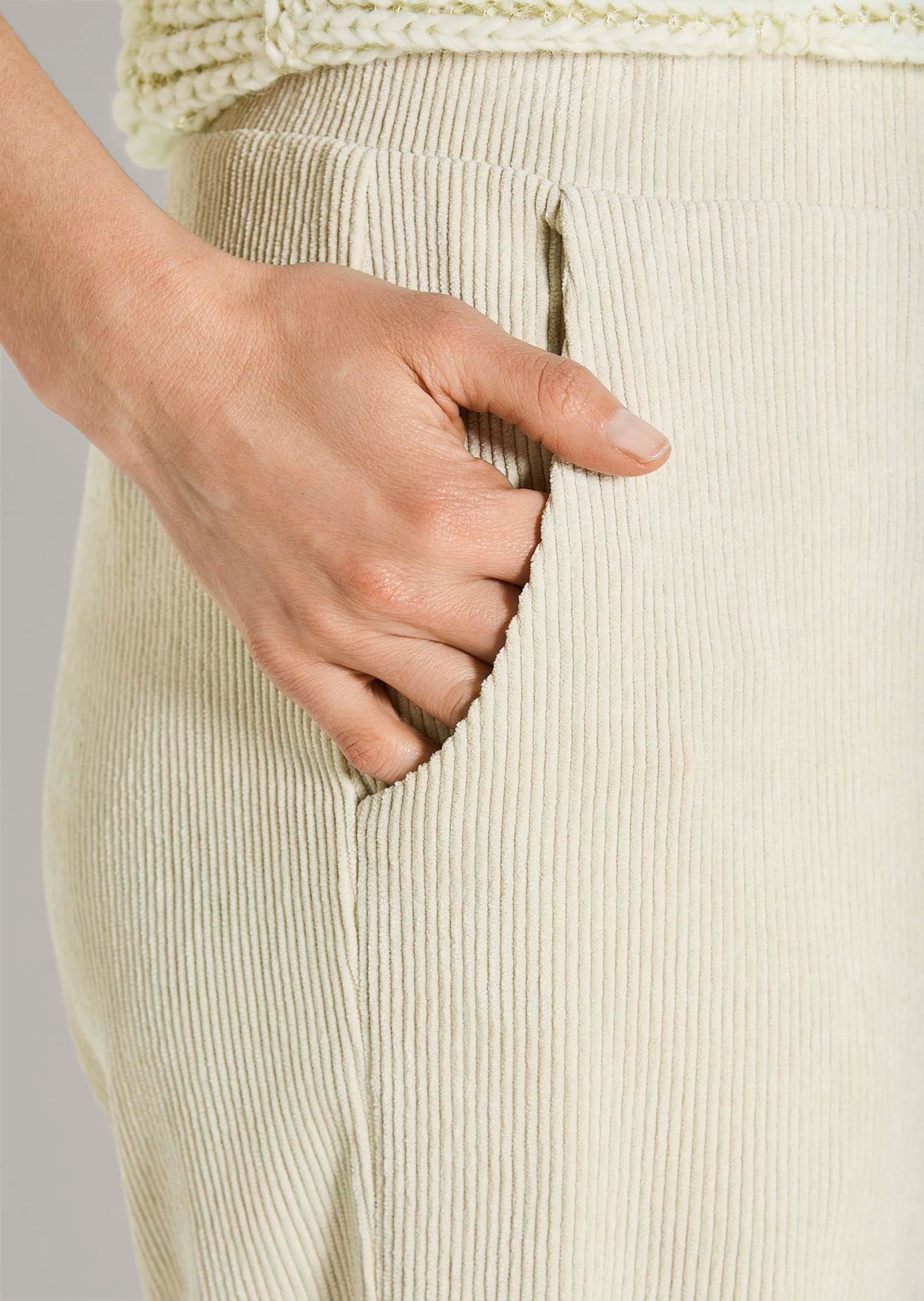 MADELEINE Schlupfhose »Cordhose Weite Cordhose mit elastischem Bund«