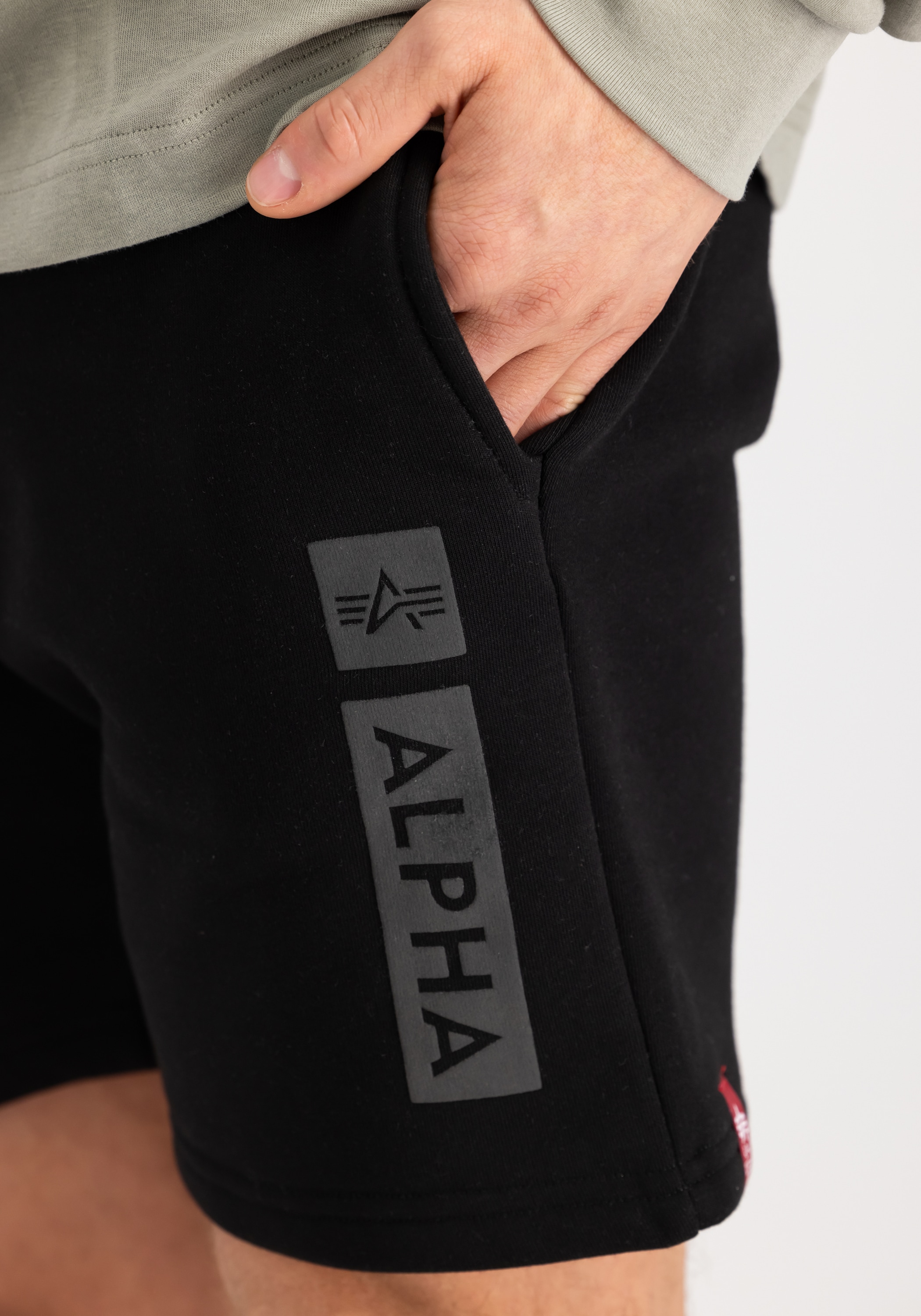 Alpha Industries Shorts »Alpha Industries Men - Shorts Alpha Puff Print Short«
