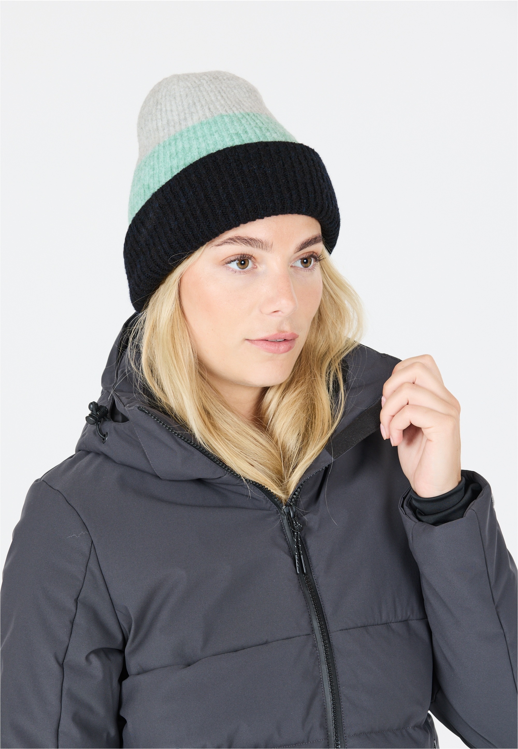 WHISTLER Strickmütze »Valeo«, in stylischer Strick-Qualität