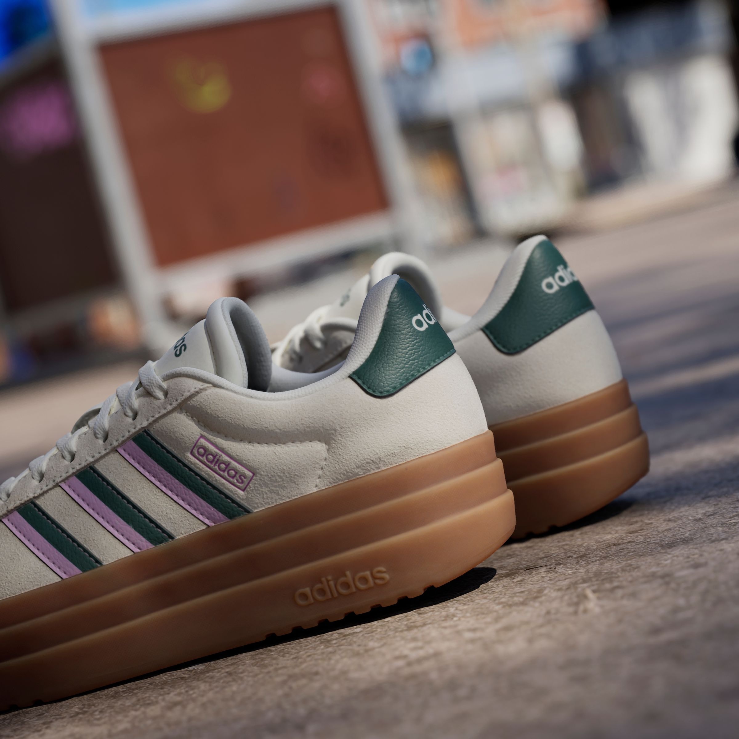 adidas Sportswear Sneaker »VL COURT BOLD«, Design auf den Spuren des adidas Gazelle Bold