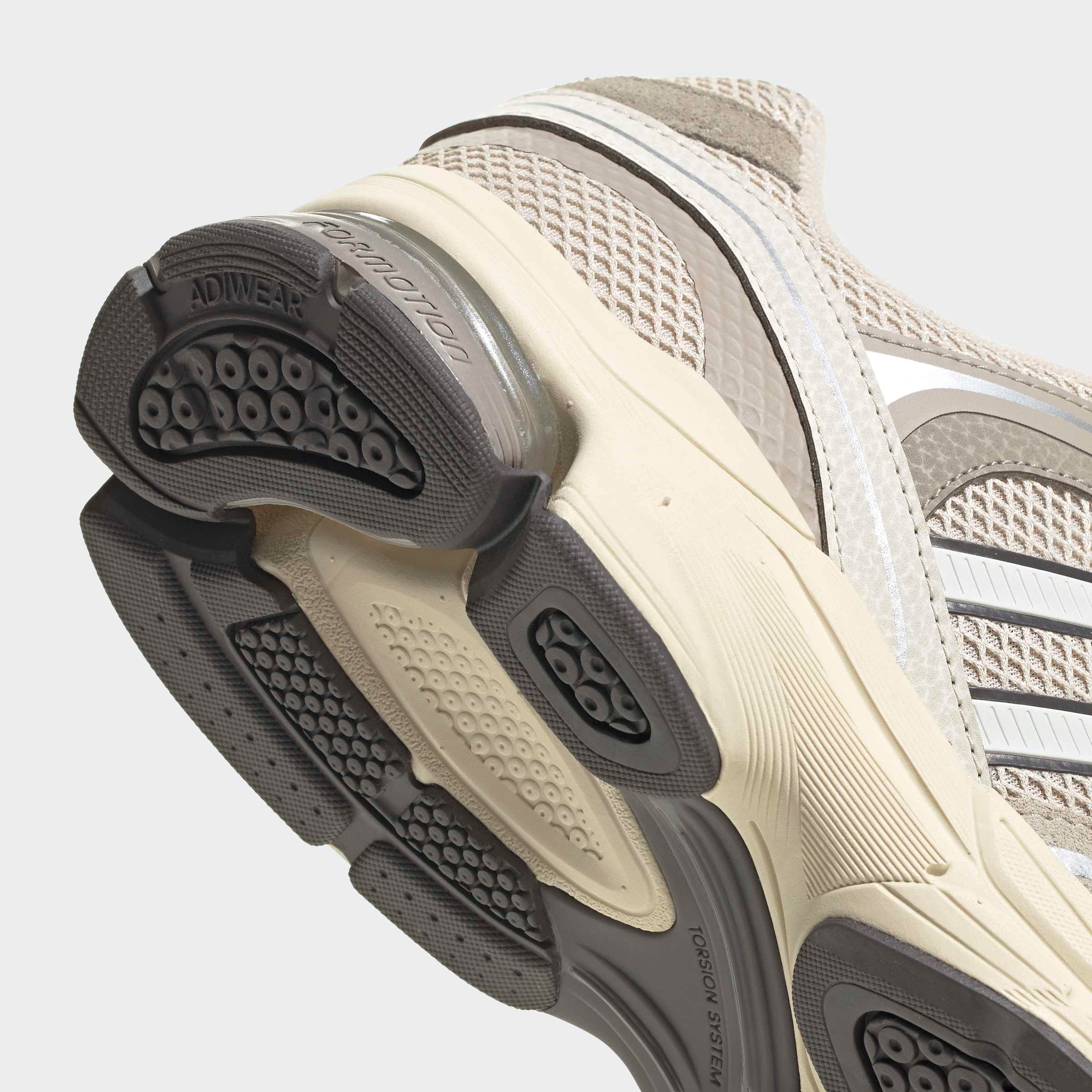 adidas Sportswear Sneaker »SPIRITAIN 2000«  inspiriert vom Design des adistar control