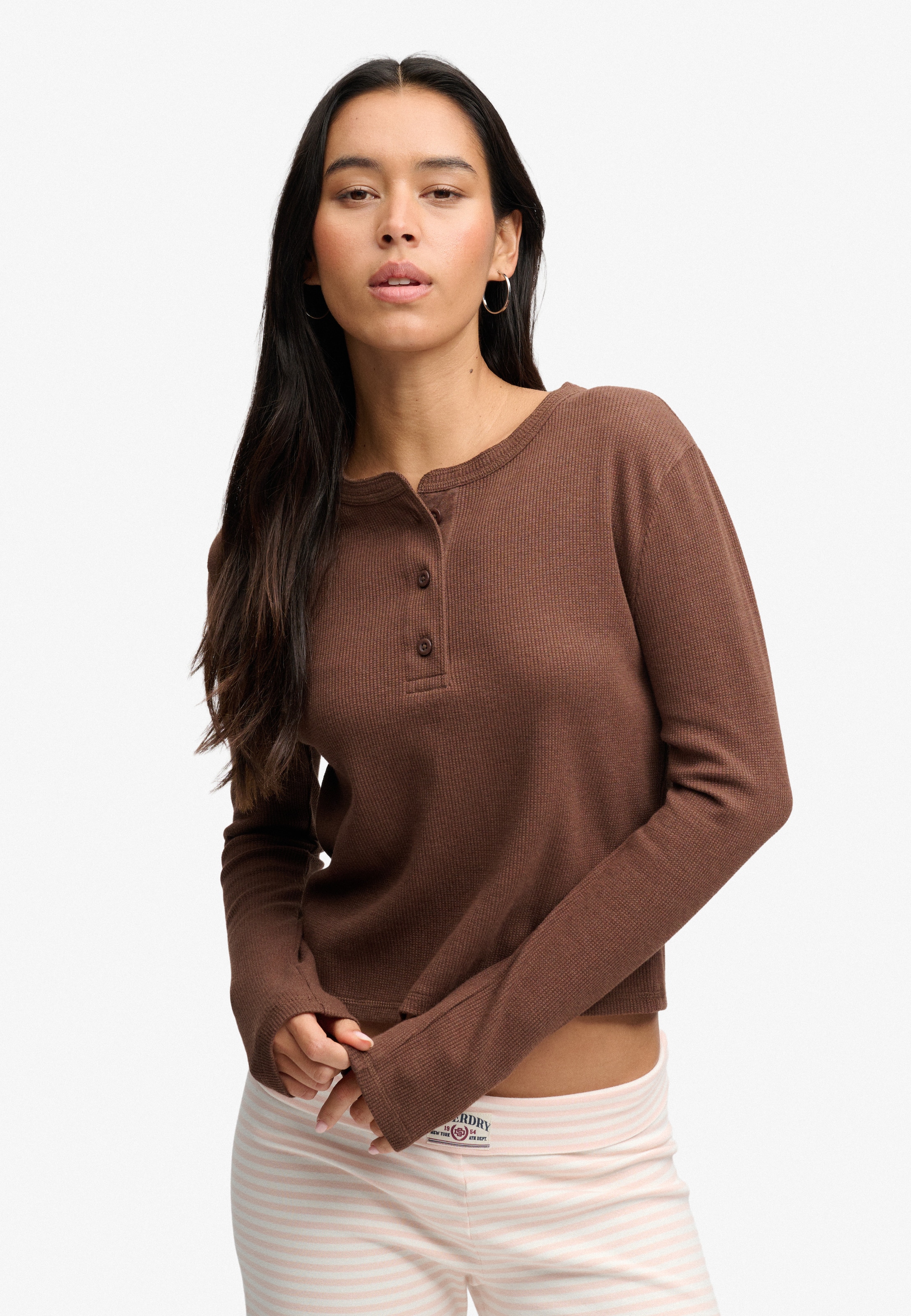 Superdry Langarmshirt "ATH ESS WAFFLE BUTTON LS TOP" Baumwollmischung, skinny fit