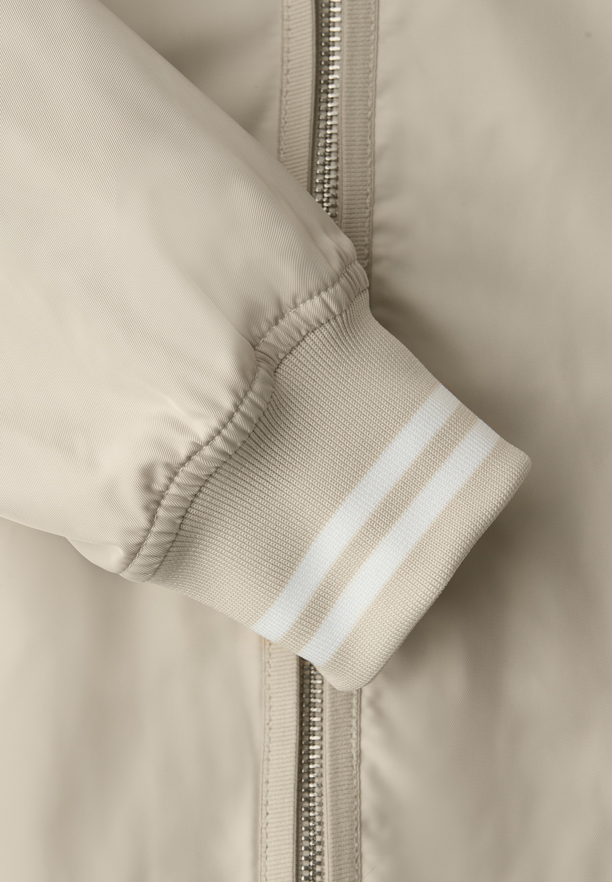 STREET ONE Blouson ohne Kapuze mit College-Style Details