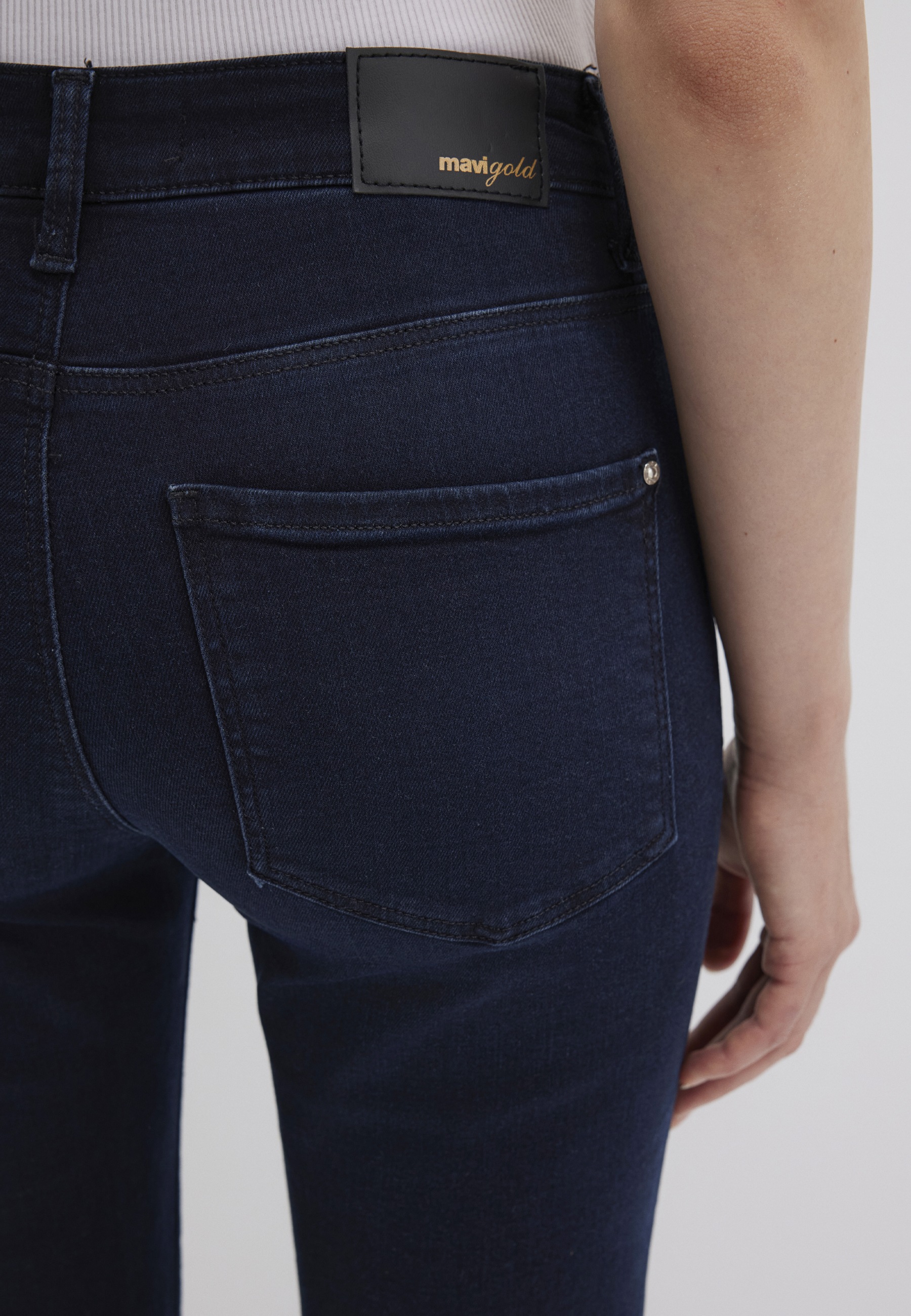 Mavi Straight-Jeans »KENDRA«, gerde Form