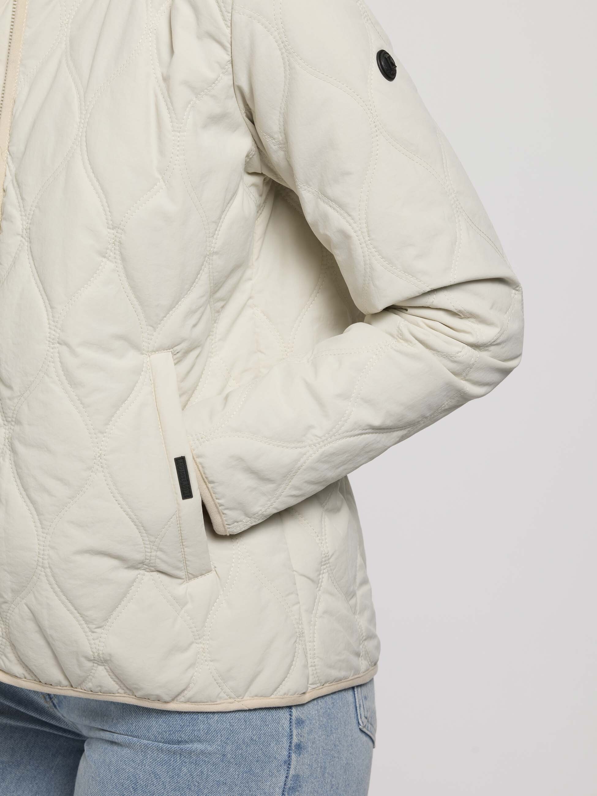 khujo Steppjacke »MALAR«, mit Kapuze