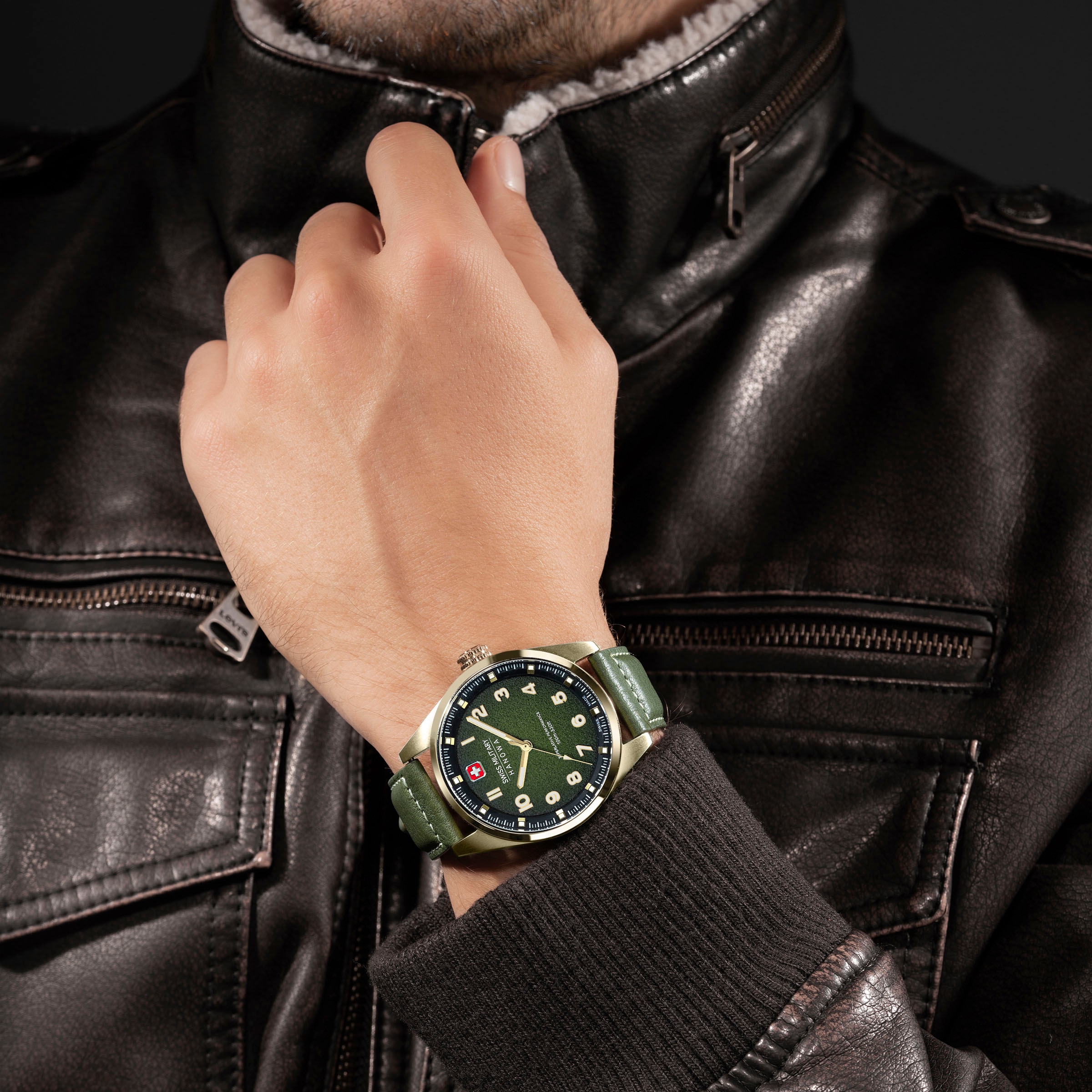 Uhr ▷ BAUR Swiss SMWGA0001550« »GREYHOUND, kaufen Hanowa | Military Schweizer