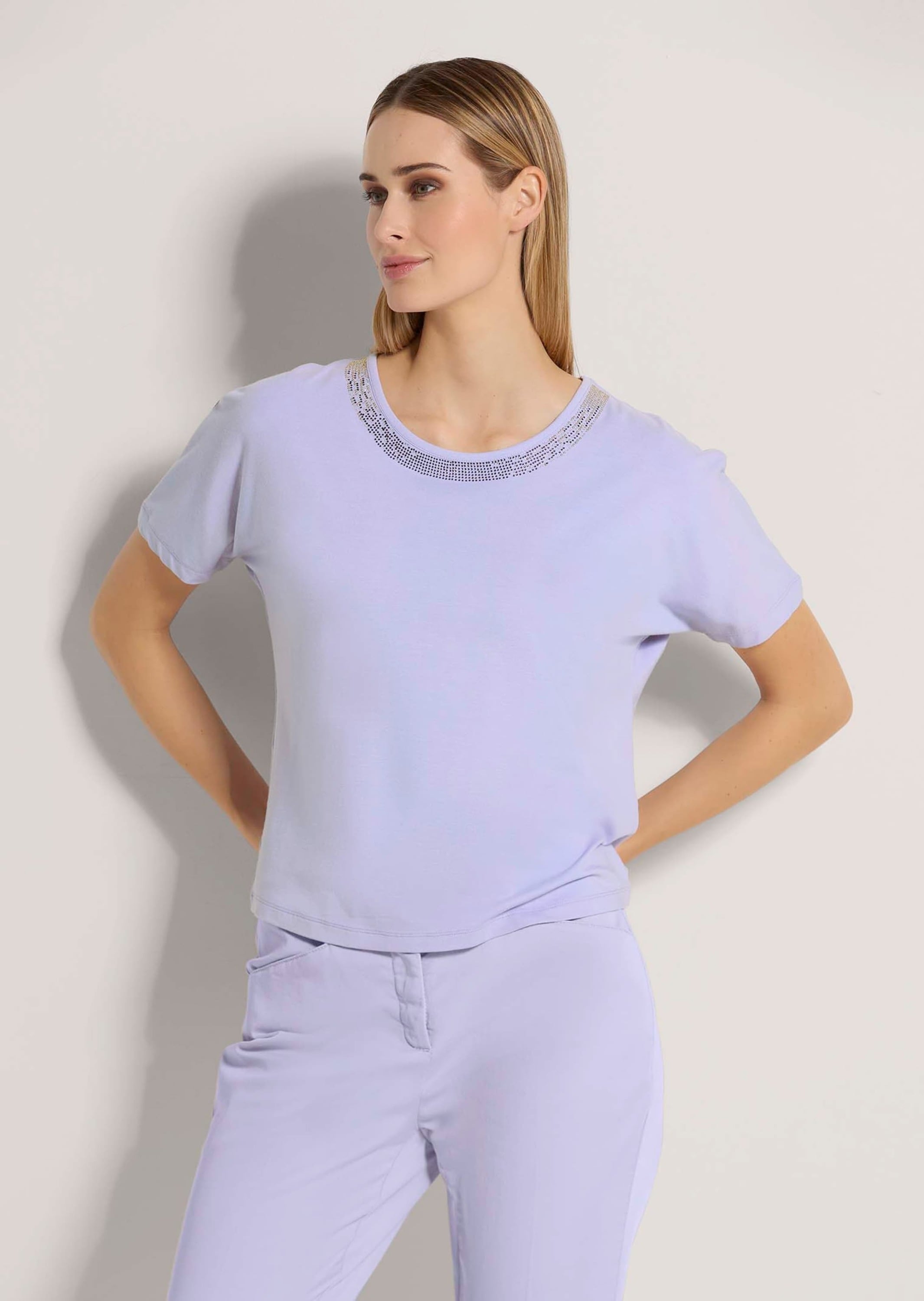 MADELEINE Kurzarmshirt »Shirt Rundhals-Shirt mit Strass-Blende«