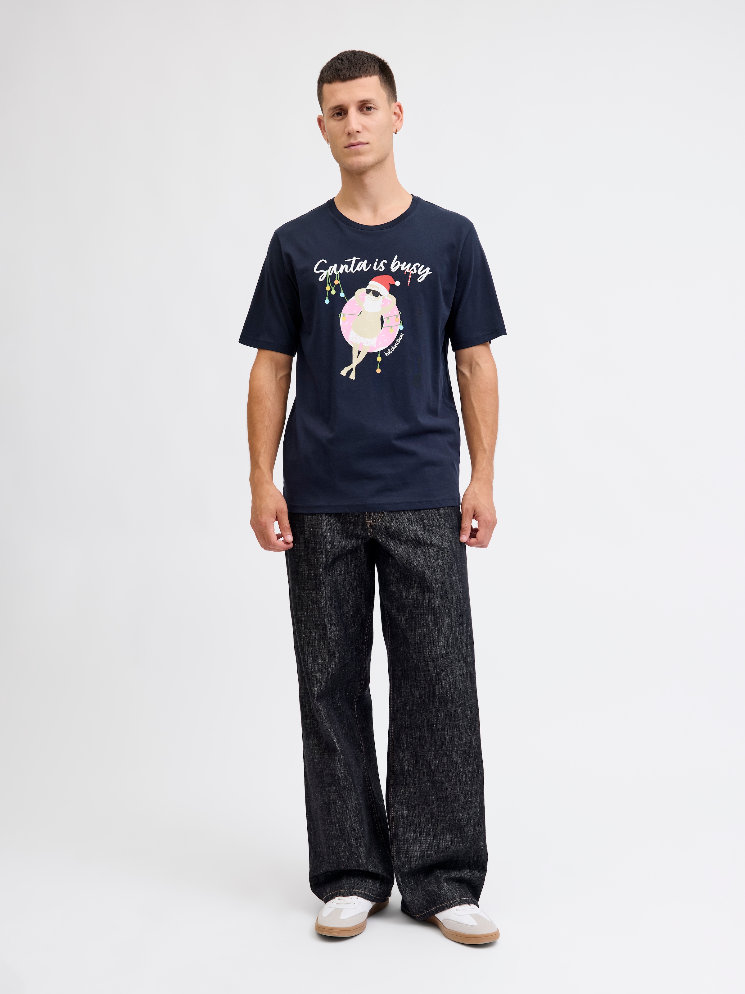 Jack & Jones Rundhalsshirt »JJCHRISTMAS TEE SS CREW NECK XMAS« mit weihnachtlichem Druck