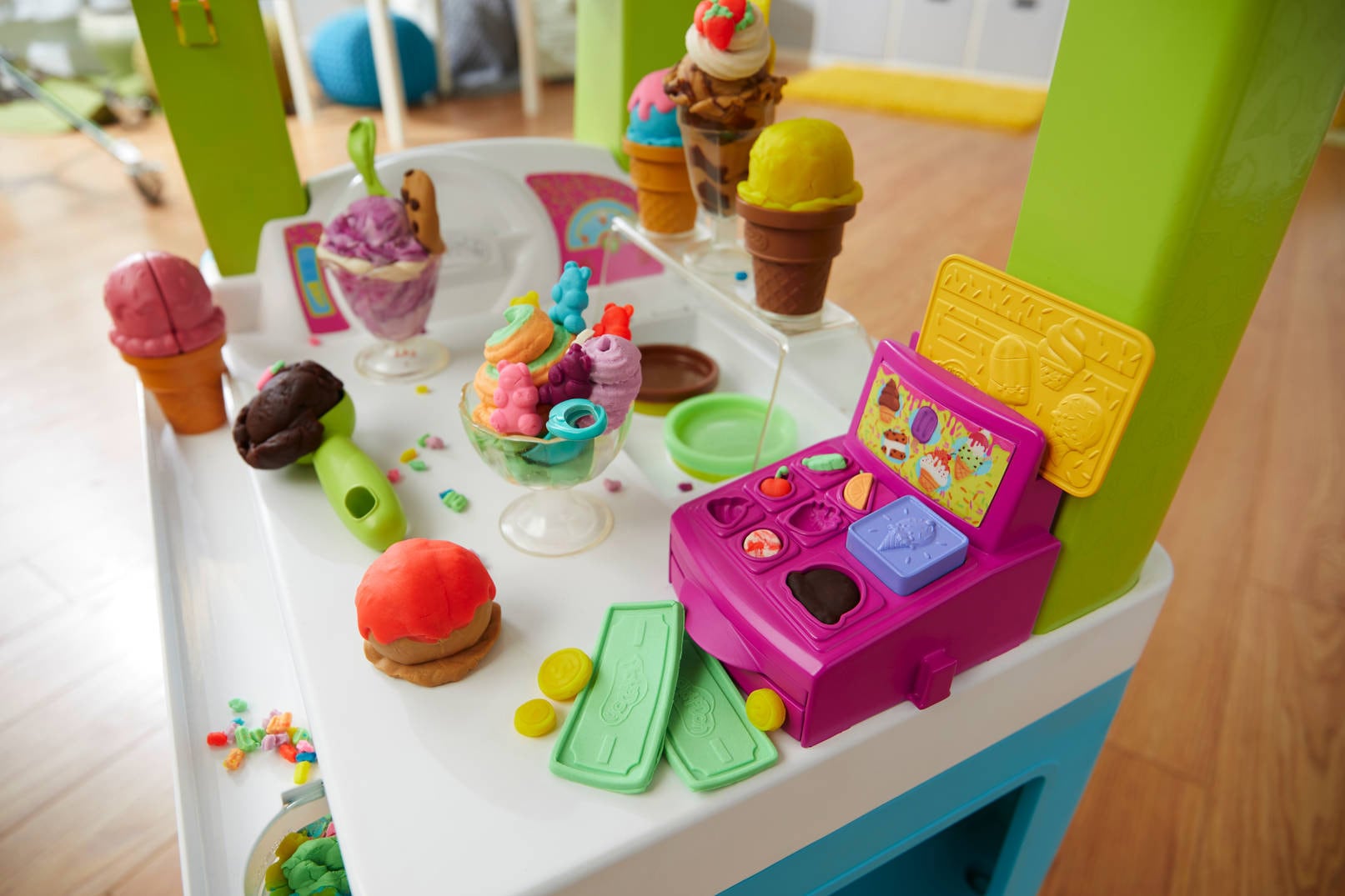 »Play-Doh | BAUR Eiswagen«, mit Musik cm, Soundeffekten Großer ca. Hasbro Höhe 95 und Knete