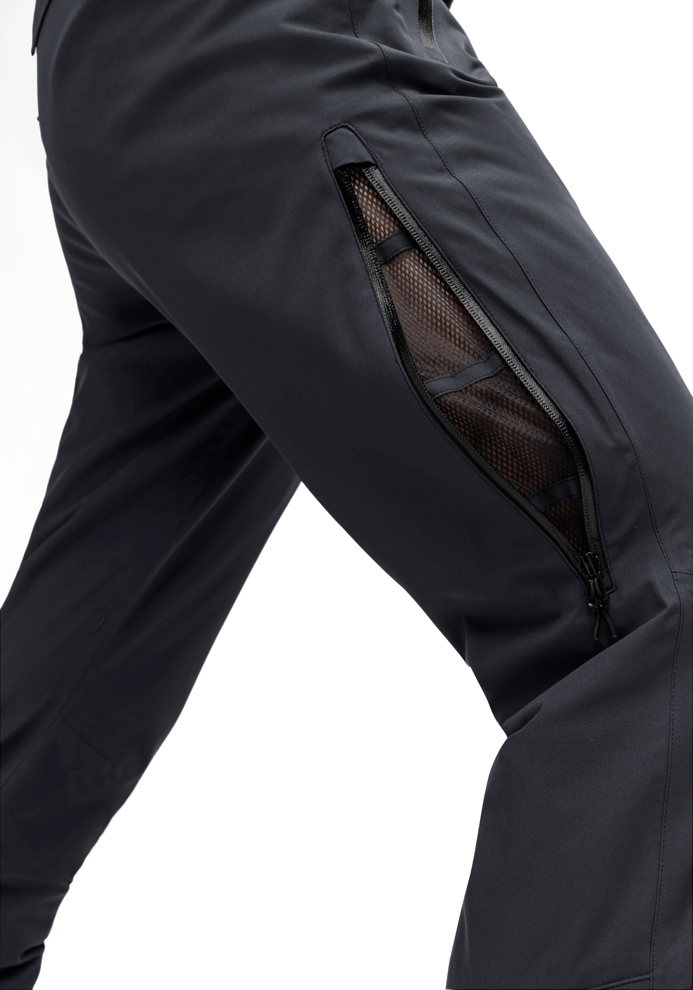 Maier Sports Skihose »Anton Vent slim«, Herren Schneehose mit Hosenträgern, wind/wasserdicht, Slim Fit
