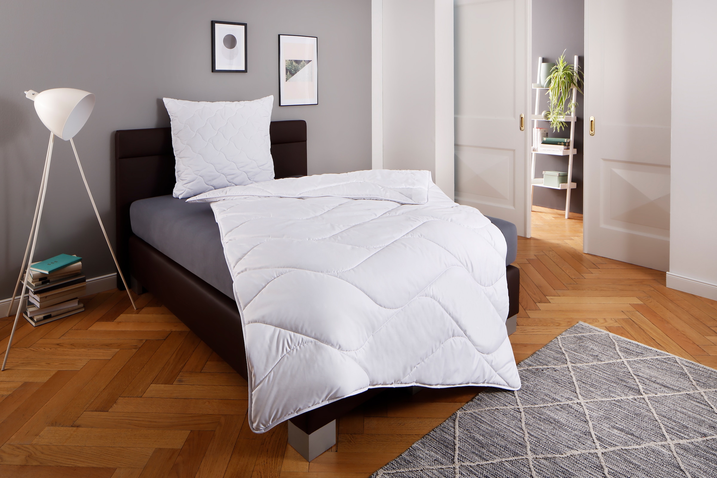 OTTO home Kunstfaserbettdecke "Fantasy" warm Füllung aus recycelten Polyester 1 Stk. tlg. Bettdecken, in 2 Bezugsqualitäten für Sommer, Winter