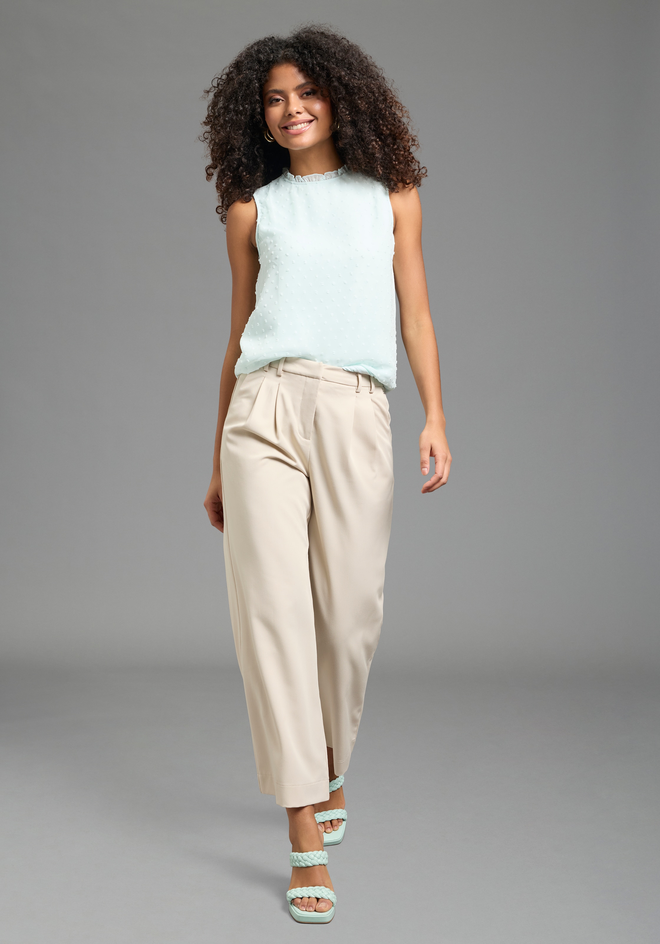 Laura Scott Chiffonbluse mit Rüschen-Applikationen und gepunktetem Chiffon