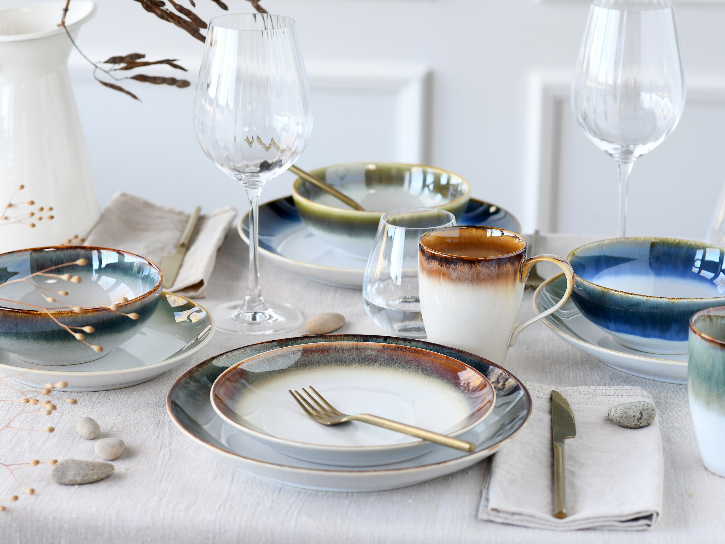 CreaTable Kombiservice »Geschirr-Set Cascade«, (Set, 16 tlg., Kaffeeservice und Tafelservice im Set, für 4 Personen), Service, Nostalgische Spezialglasuren, 16 Teile, für 4 Personen