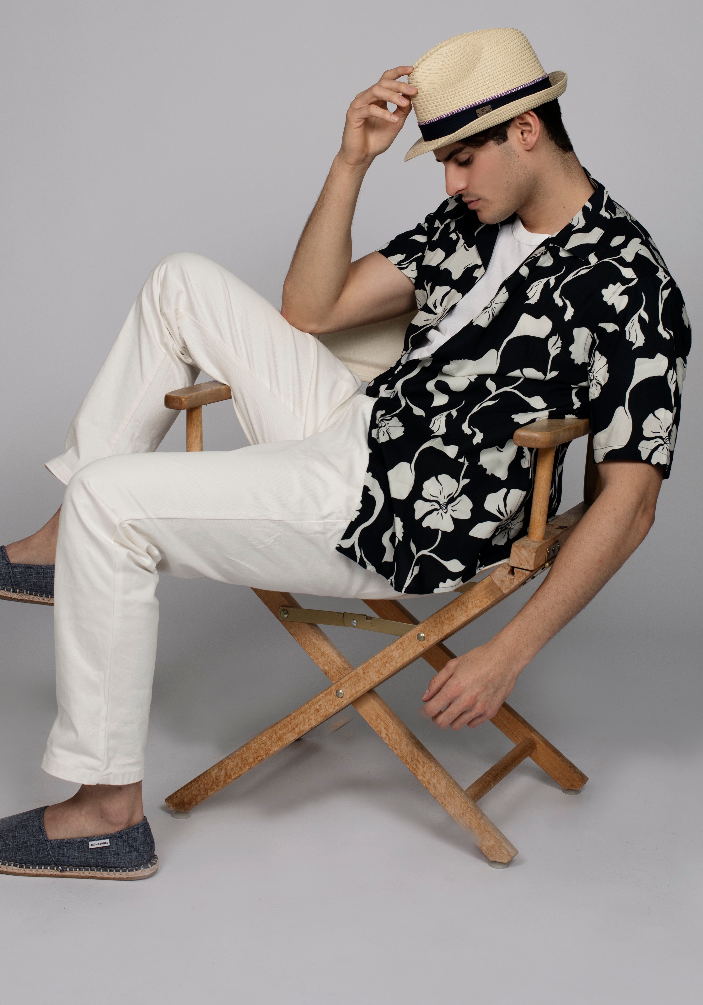chillouts Trilby, mit Metall-Label günstig online kaufen