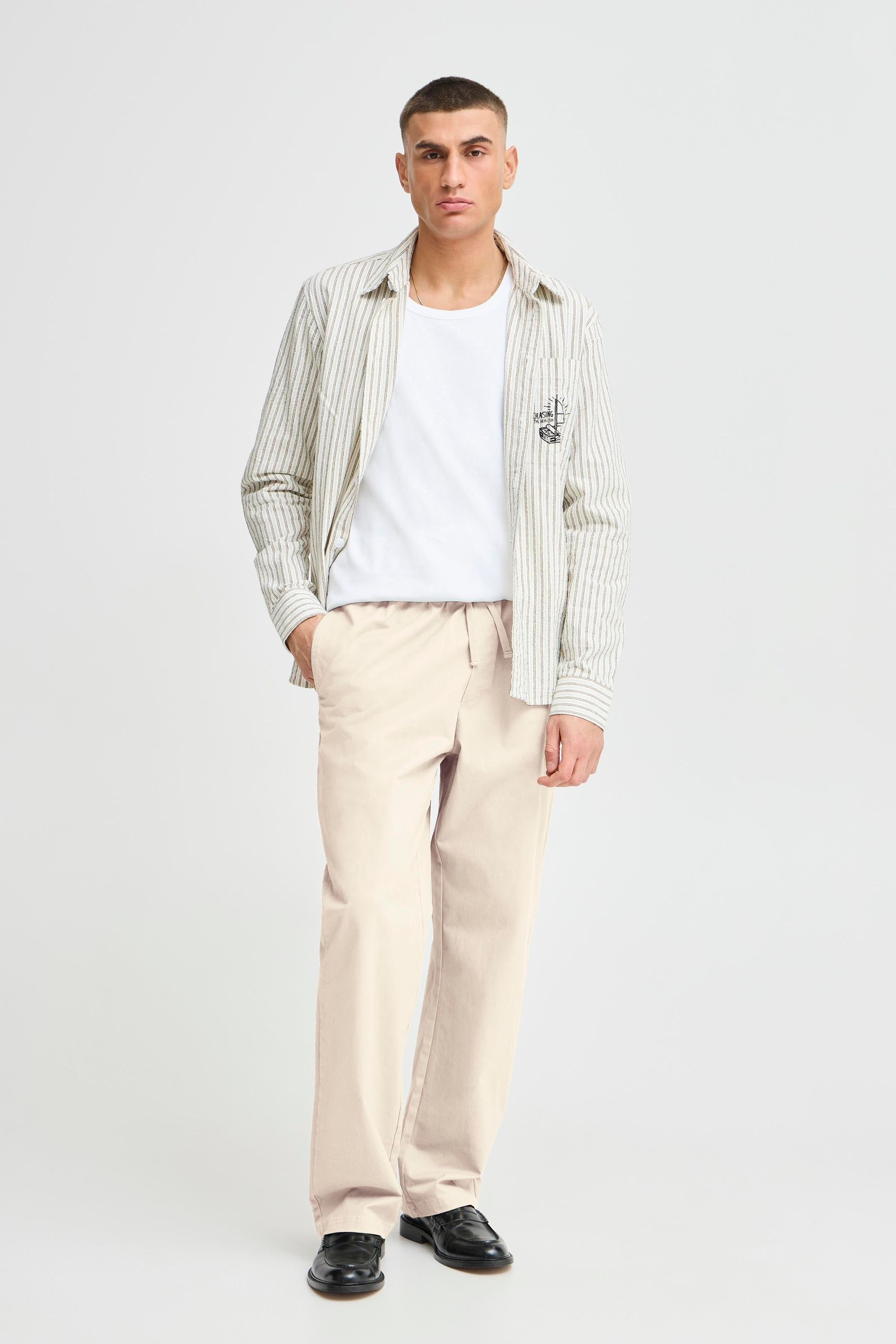 !Solid Chinohose »Chinohose SDALANN ELAST.«