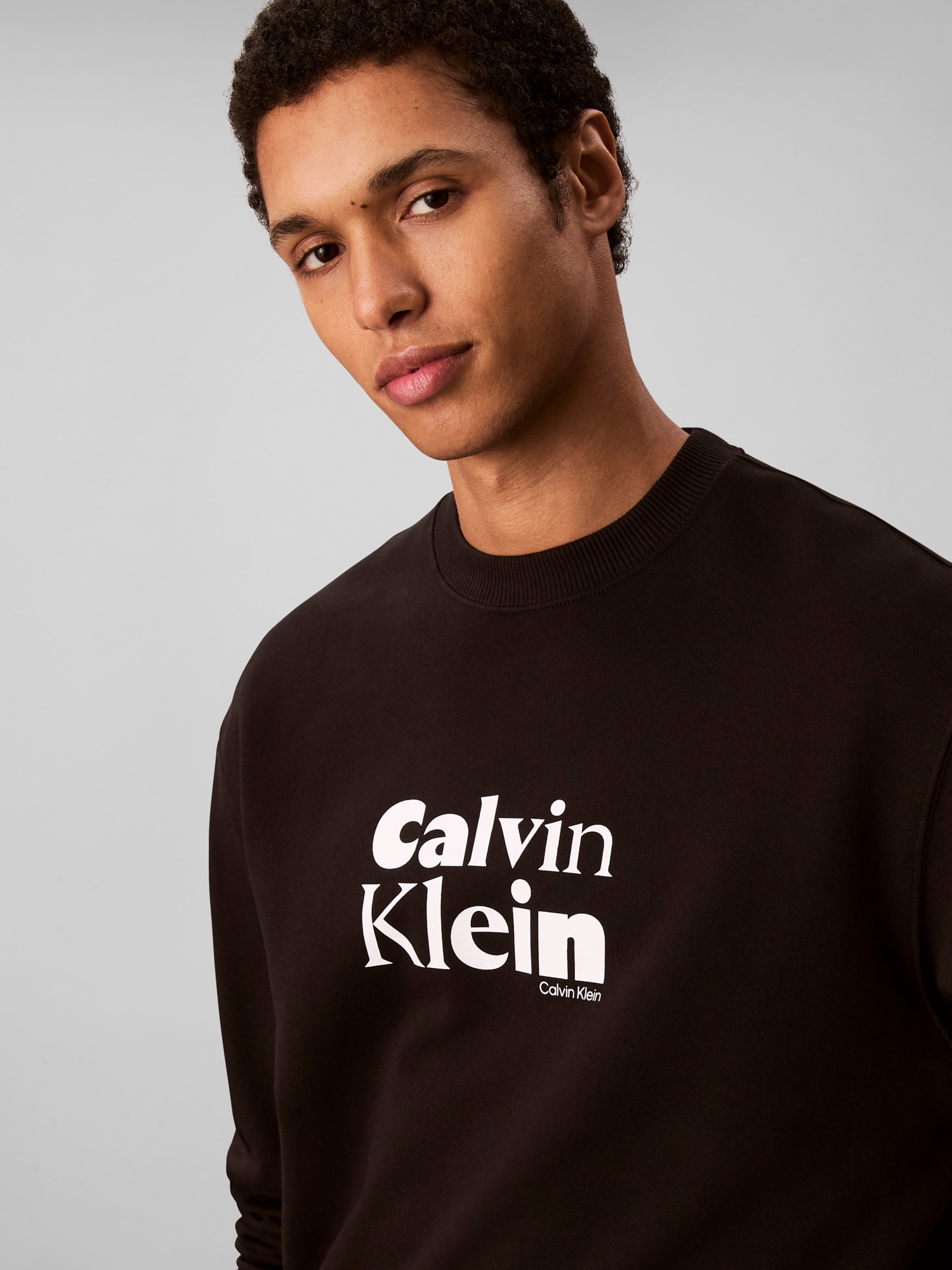 Calvin Klein Sweatshirt »LS EU 350TERRY CALVIN BOLD GRAPH«, Rundhalsausschnitt, regular fit