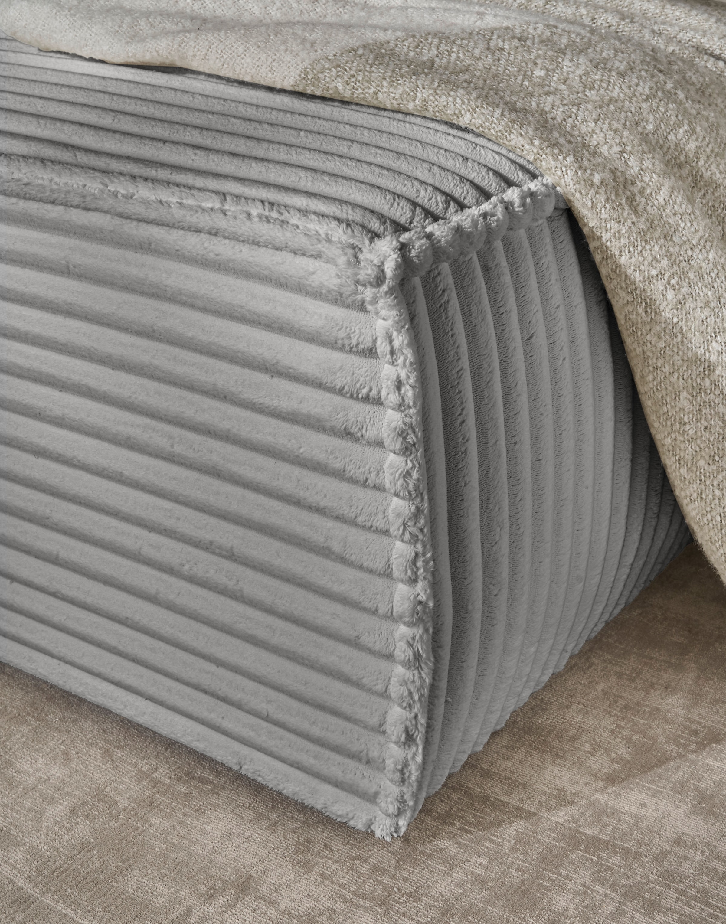 andas Hocker »FINNLEY, Polsterhocker in Bouclé, Struktur fein u. Mega Cord verfügbar« passend zum Loveseat der Serie Finnley