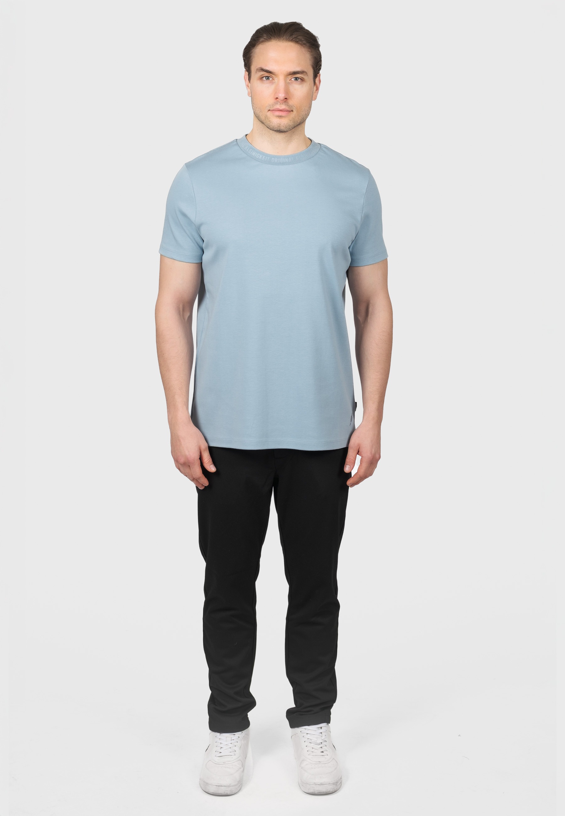 Kleinigkeit T-Shirt »Kleinigkeit Unterragendes Shört« 1