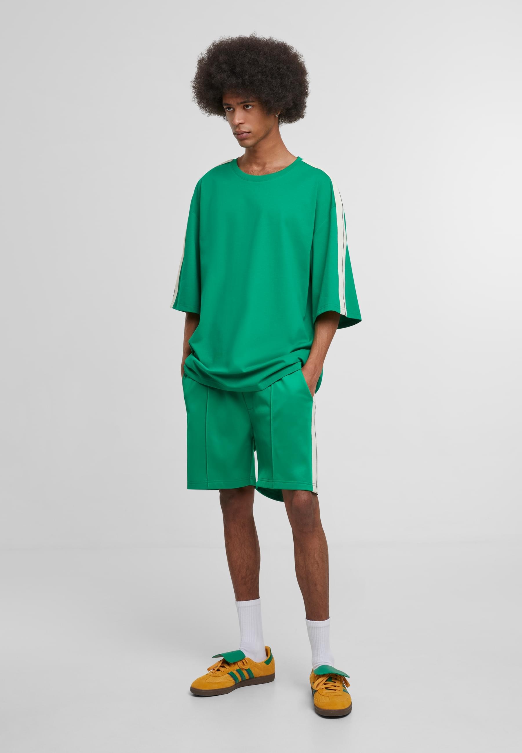 URBAN CLASSICS Shorts »Urban Classics Tennis Core Shorts«, (1 tlg.)
