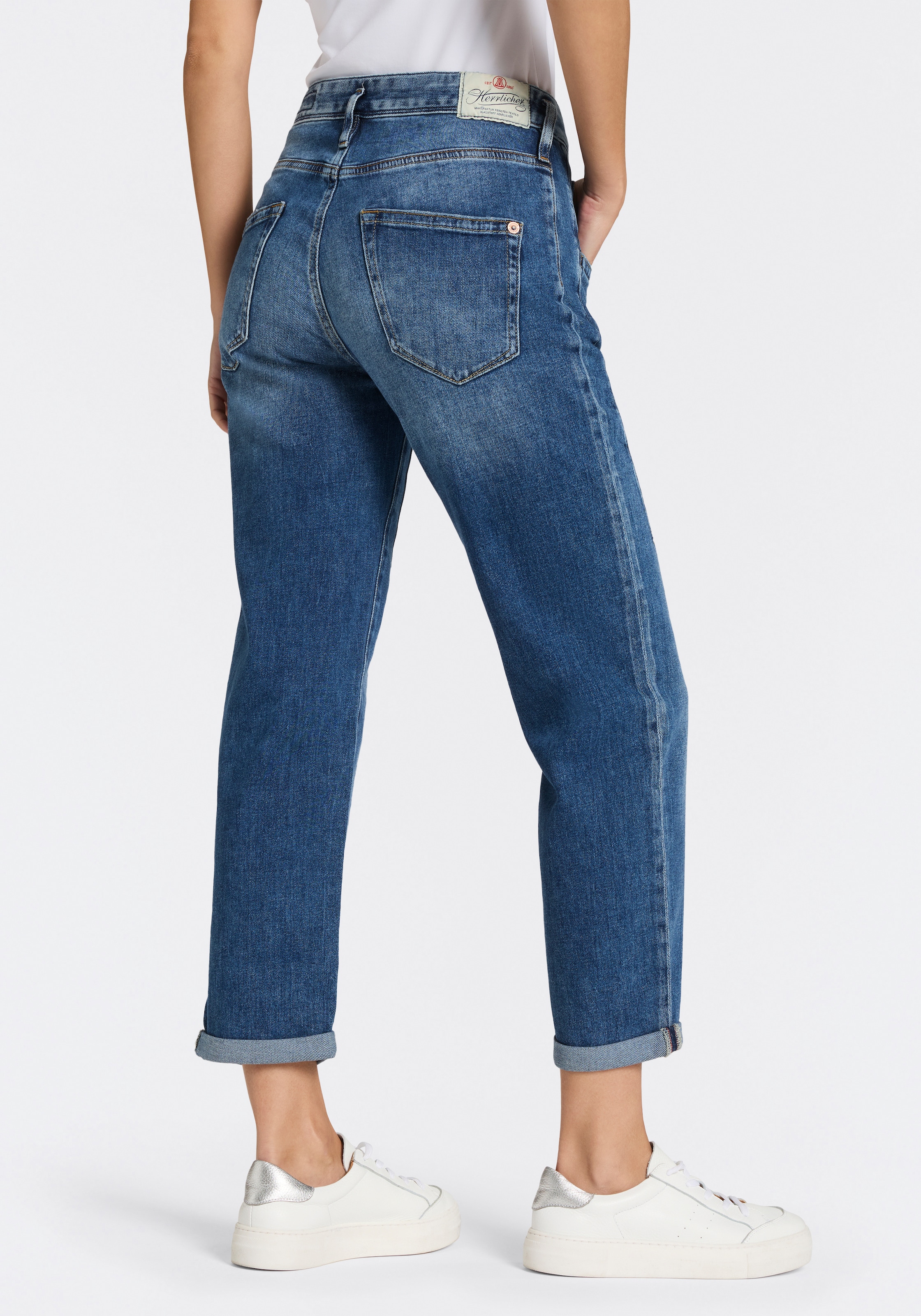 Herrlicher Boyfriend-Jeans »Shyra Tap Denim Stretch« mit halb verdeckter Knopfleiste, High Waist