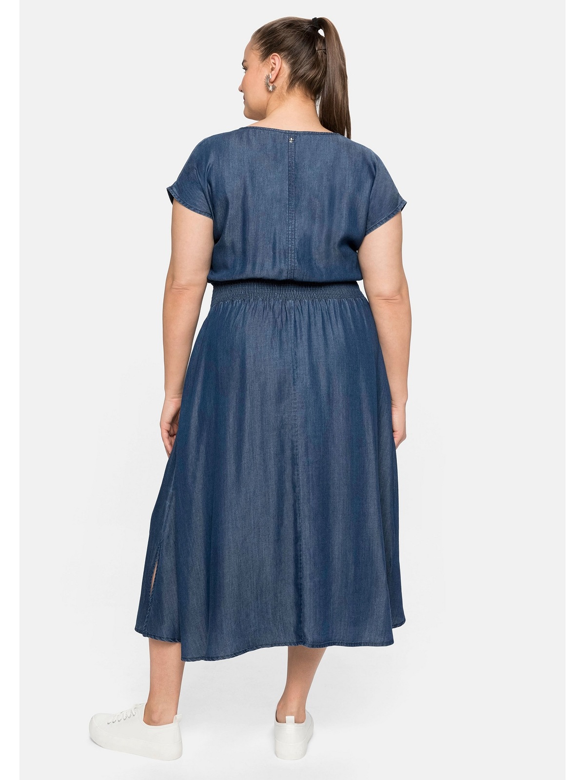 Sheego | Sommerkleid in leicht glänzender BAUR »Große Größen«, Qualität online kaufen Jeansoptik, in