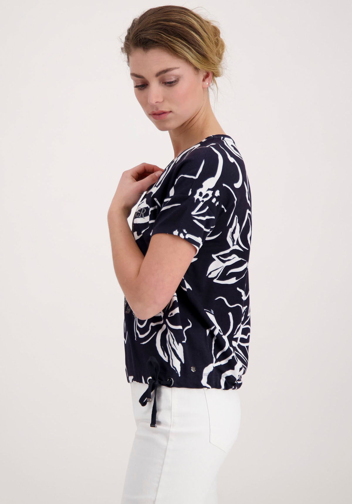 Monari Rundhalsshirt, mit Glitzerschrift und Blumendruck für kaufen | BAUR | T-Shirts