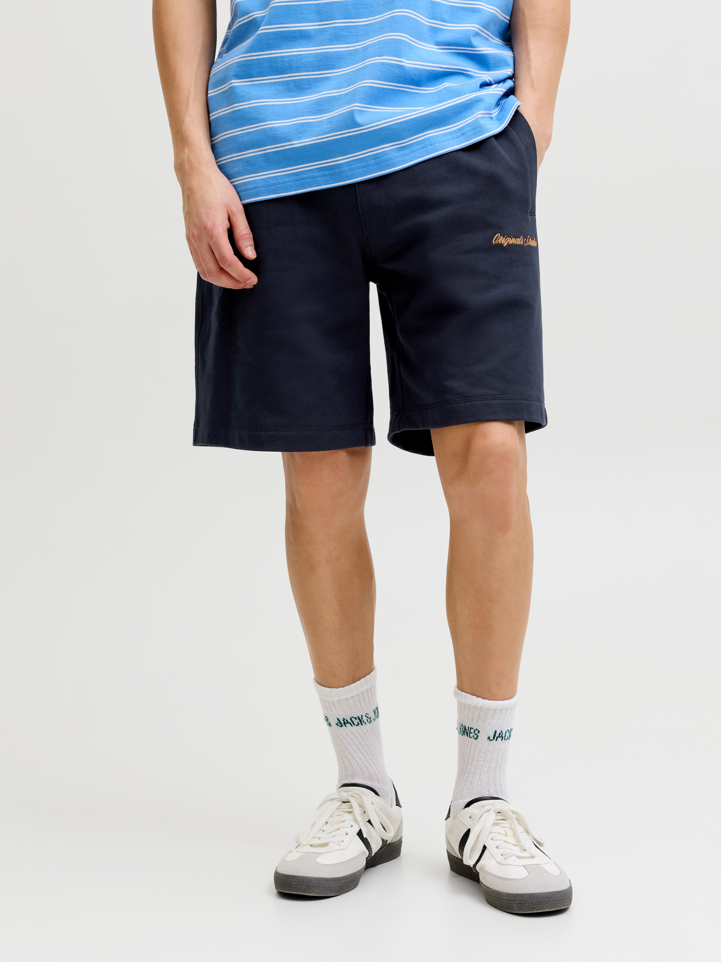 Jack & Jones Sweatshorts "JPSTKARL NORREBRO SWEAT SHORTS REG SN" Baumwollmi günstig online kaufen