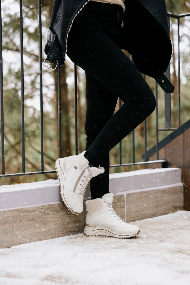 Remonte Winterstiefelette, Keilabsatz, Schnürboots mit wasserabweisender TEX-Membran