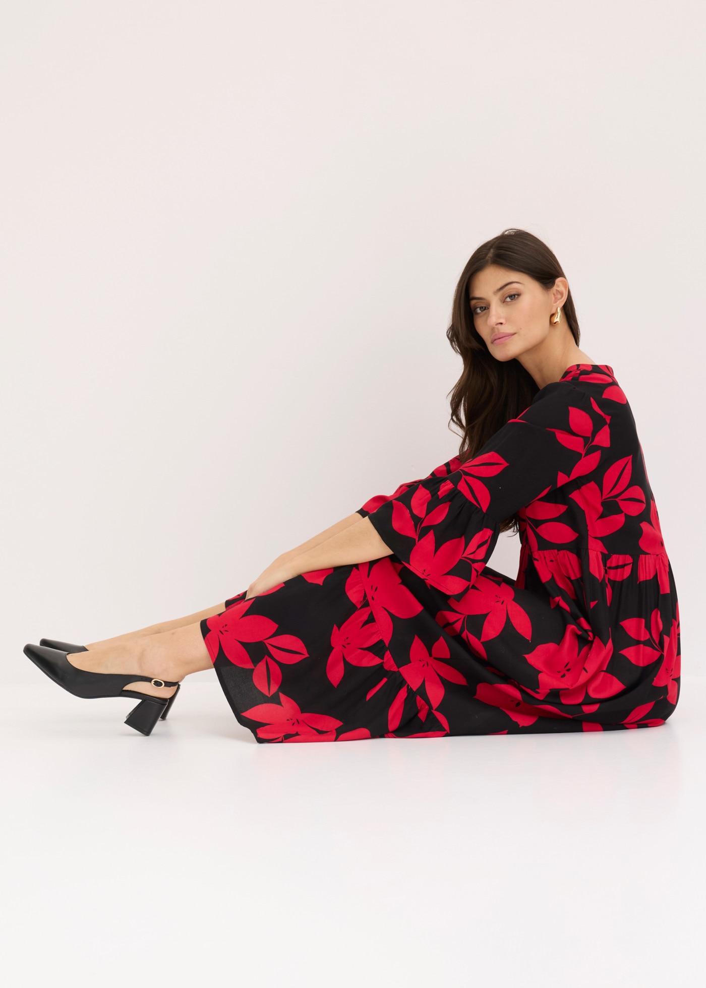 bonprix Maxikleid »Maxikleid aus fließender Viskose« für modischen Auftritt, aus Viskose, A-Linie, 3/4-Ärmel